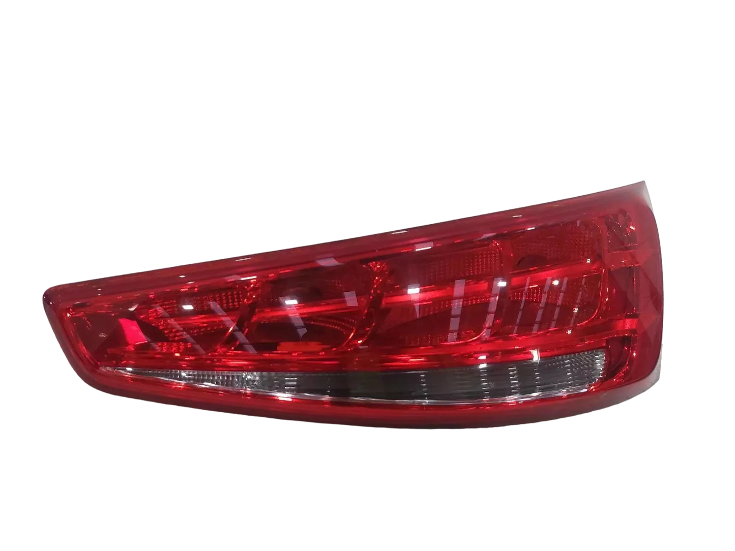 Audi Q3 Tail Light Lamp Drivers Side 