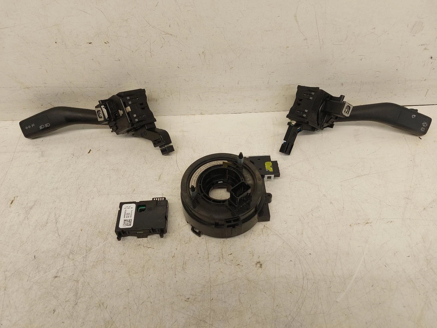 Volkswagen Golf Plus Combination Switch Indicator Lights Wiper Stalks Mk1 