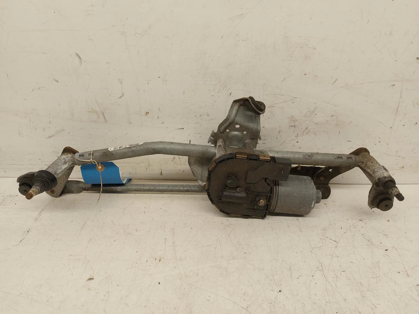 Volkswagen Passat Cc Mk1 Mitsuba Front Wiper Motor With Linkage/Rack 