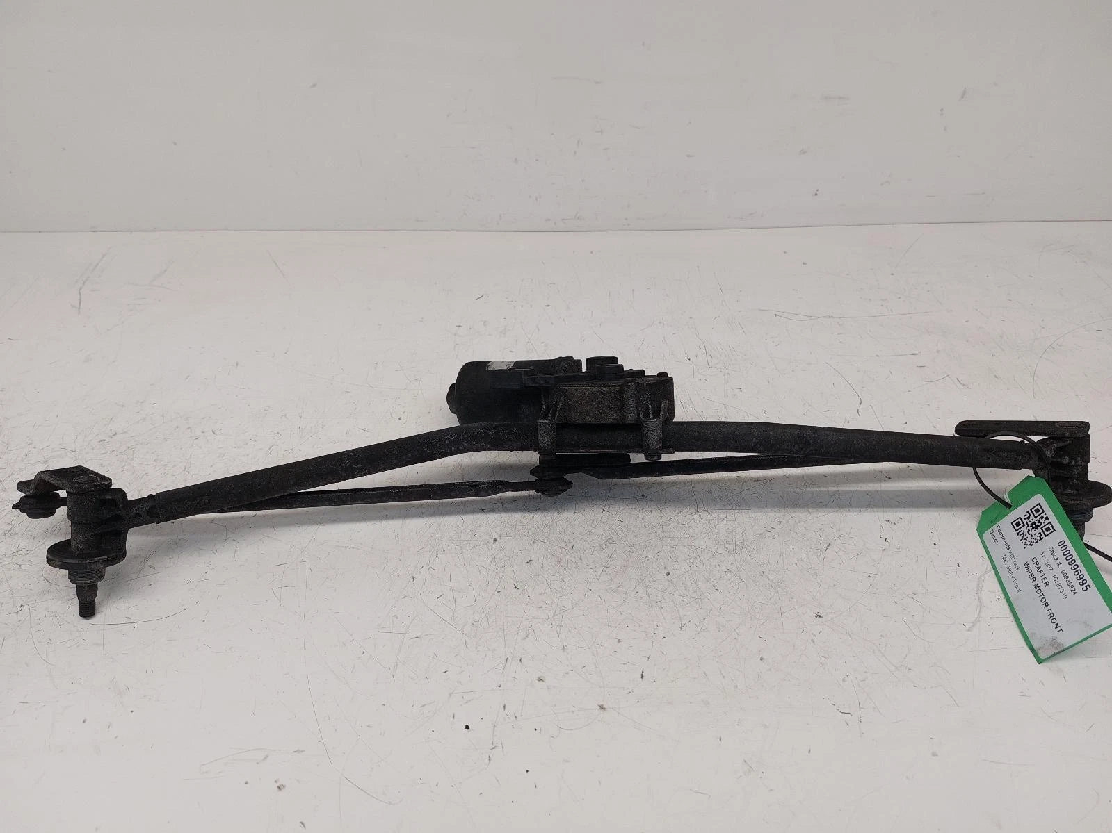 Volkswagen Crafter Mk1 Front Wiper Motor With Rack 