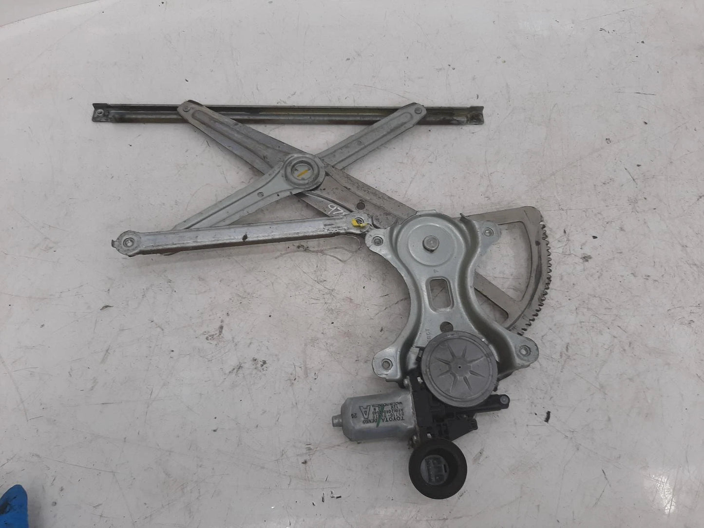 Toyota Hilux Window Regulator Front Drivers Side 