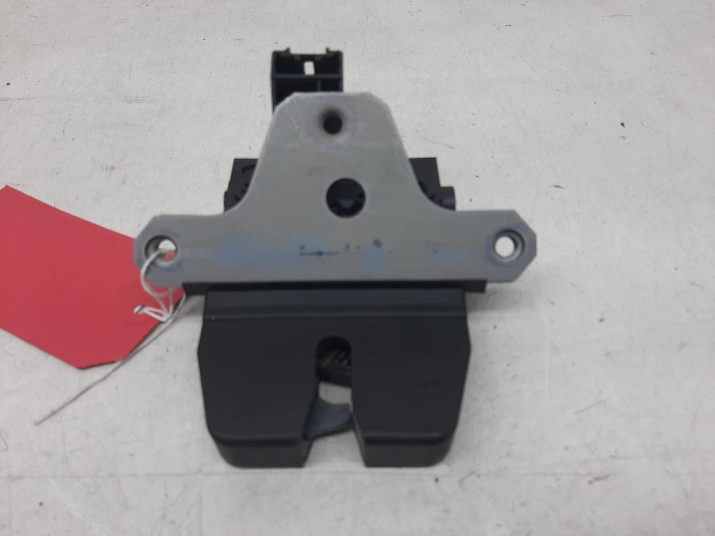 Ford Focus Mk2 Tailgate Lock Assembly 