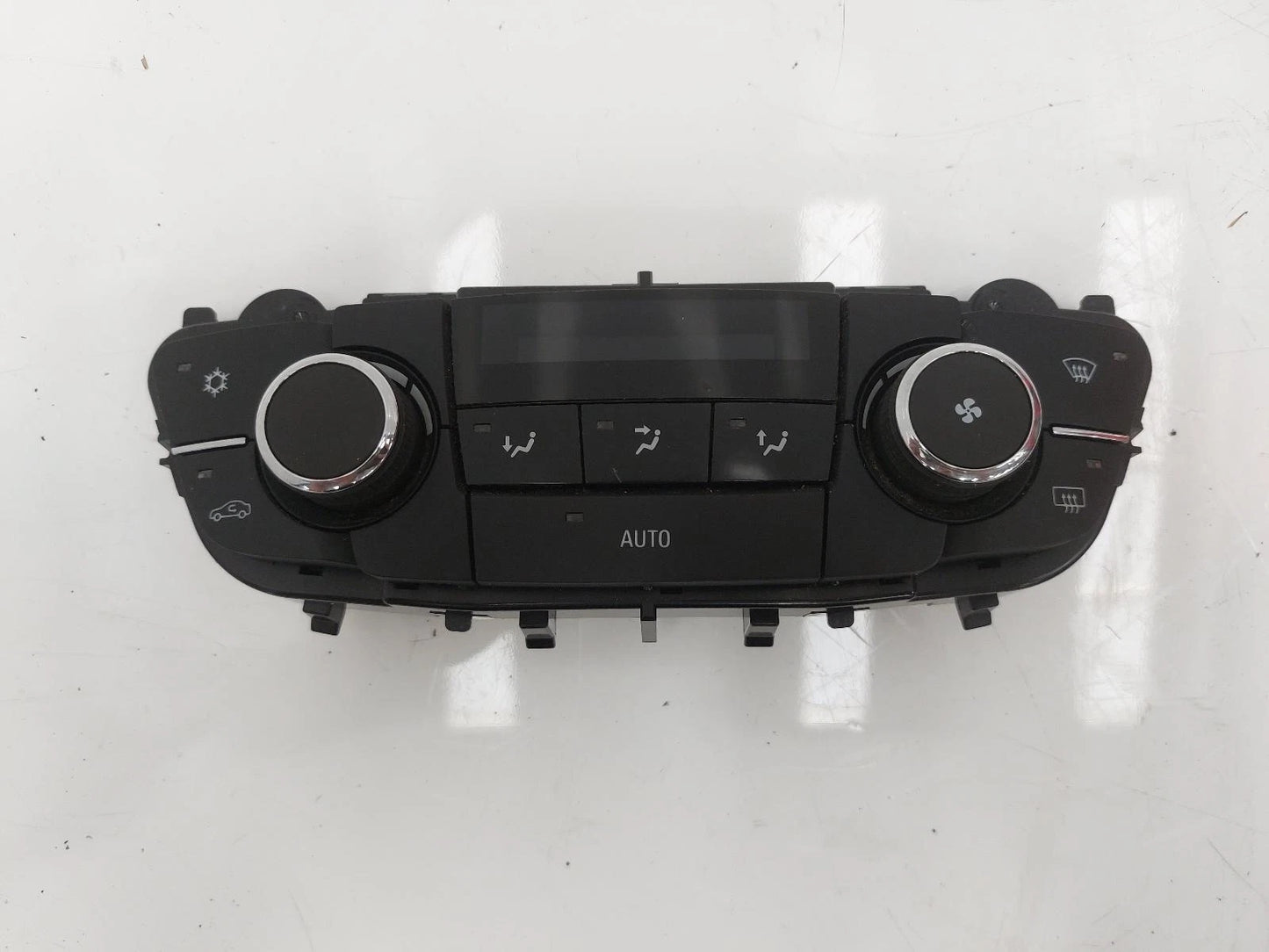 Opel Insignia Heater Air Con Climate Controller 