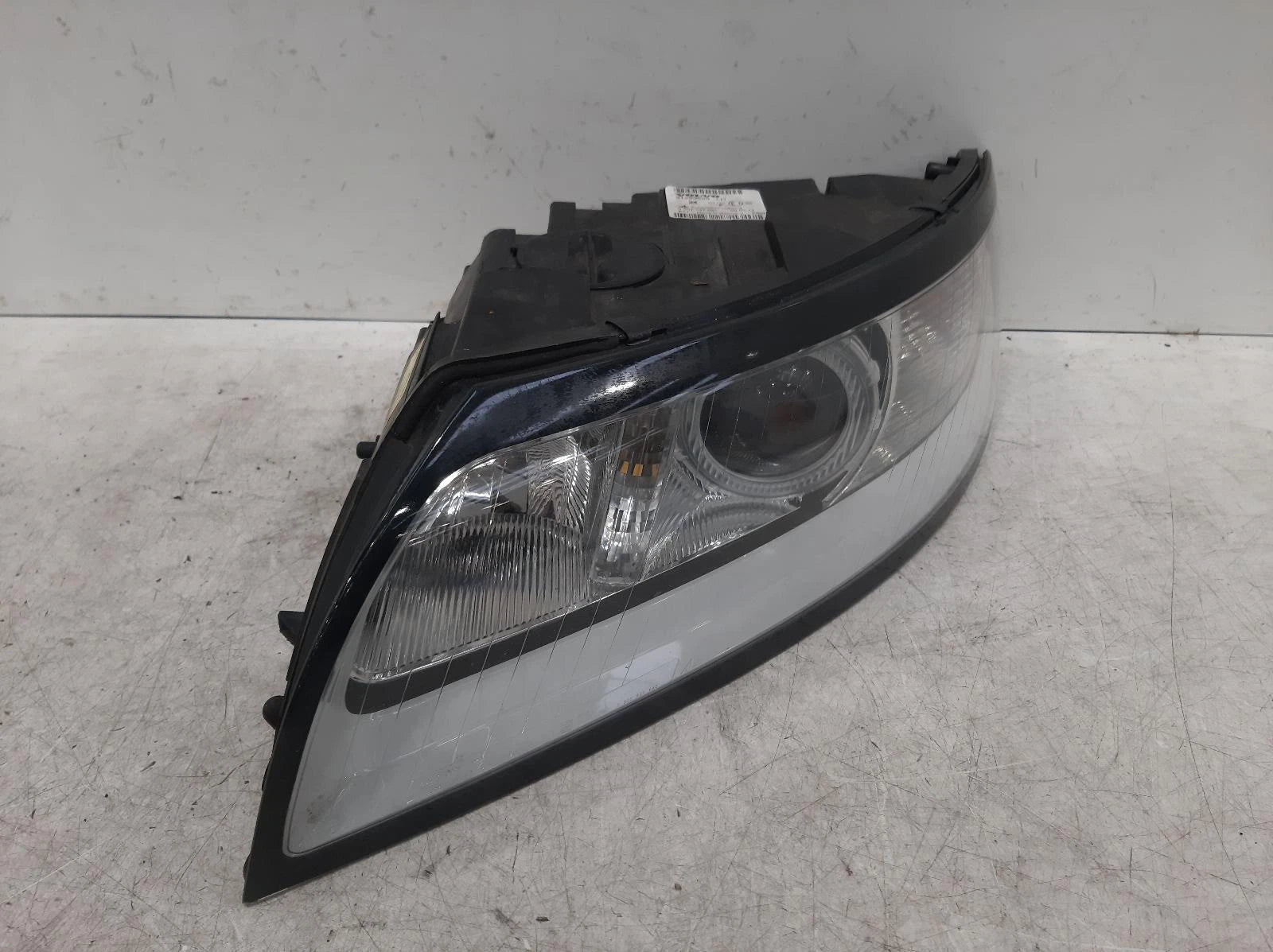 Volvo S40 Mk2 N/S Passengers Left Front Halogen Headlight Headlamp 