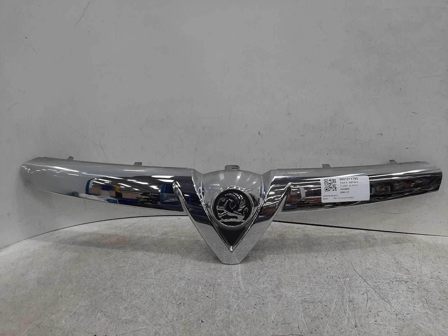 Opel Vivaro Mk1 Van Front Centre Grille Grill 