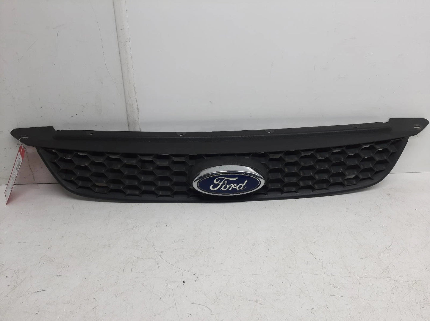 Ford Focus Mk2 Front Centre Black Painted Grille Grill 