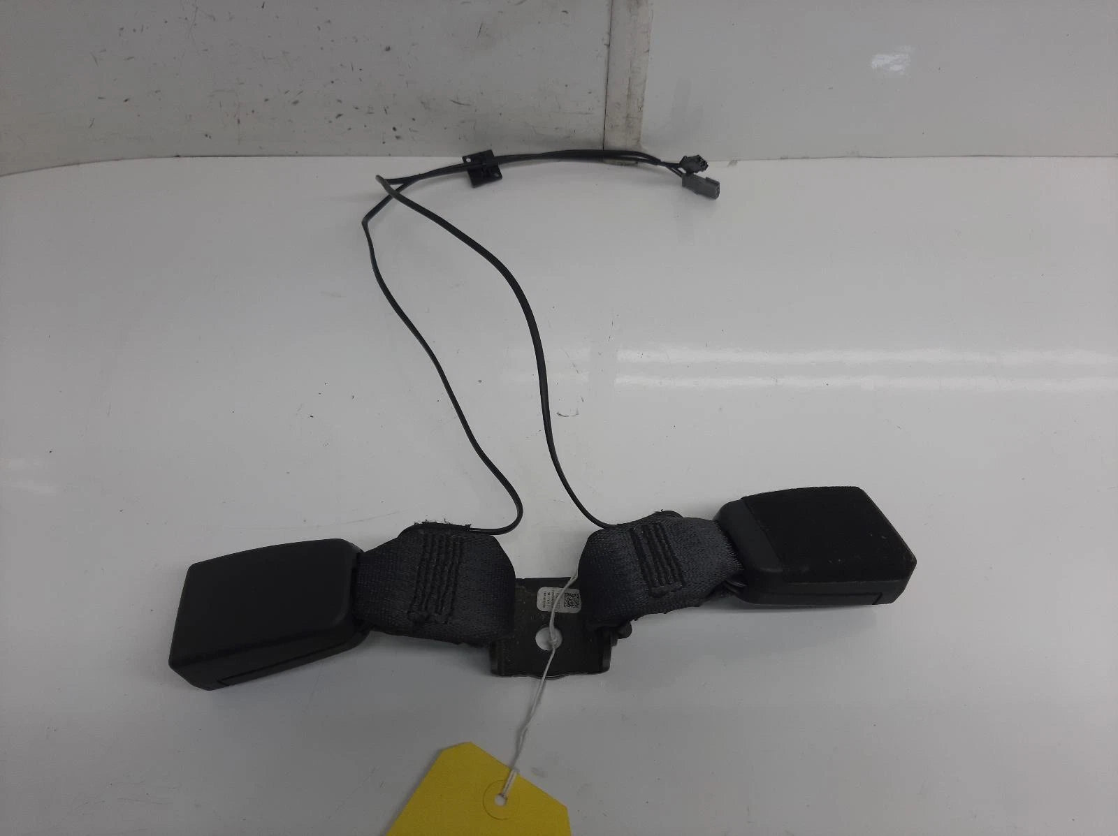 Opel Astra Mk7 (K) Rear Left & Centre Seat Belt Stalks 