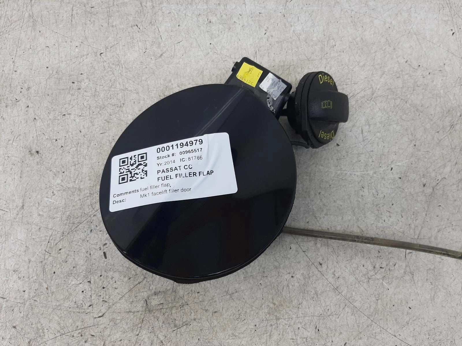 Volkswagen Passat Cc 1968 Diesel Black Fuel Filler Flap 
