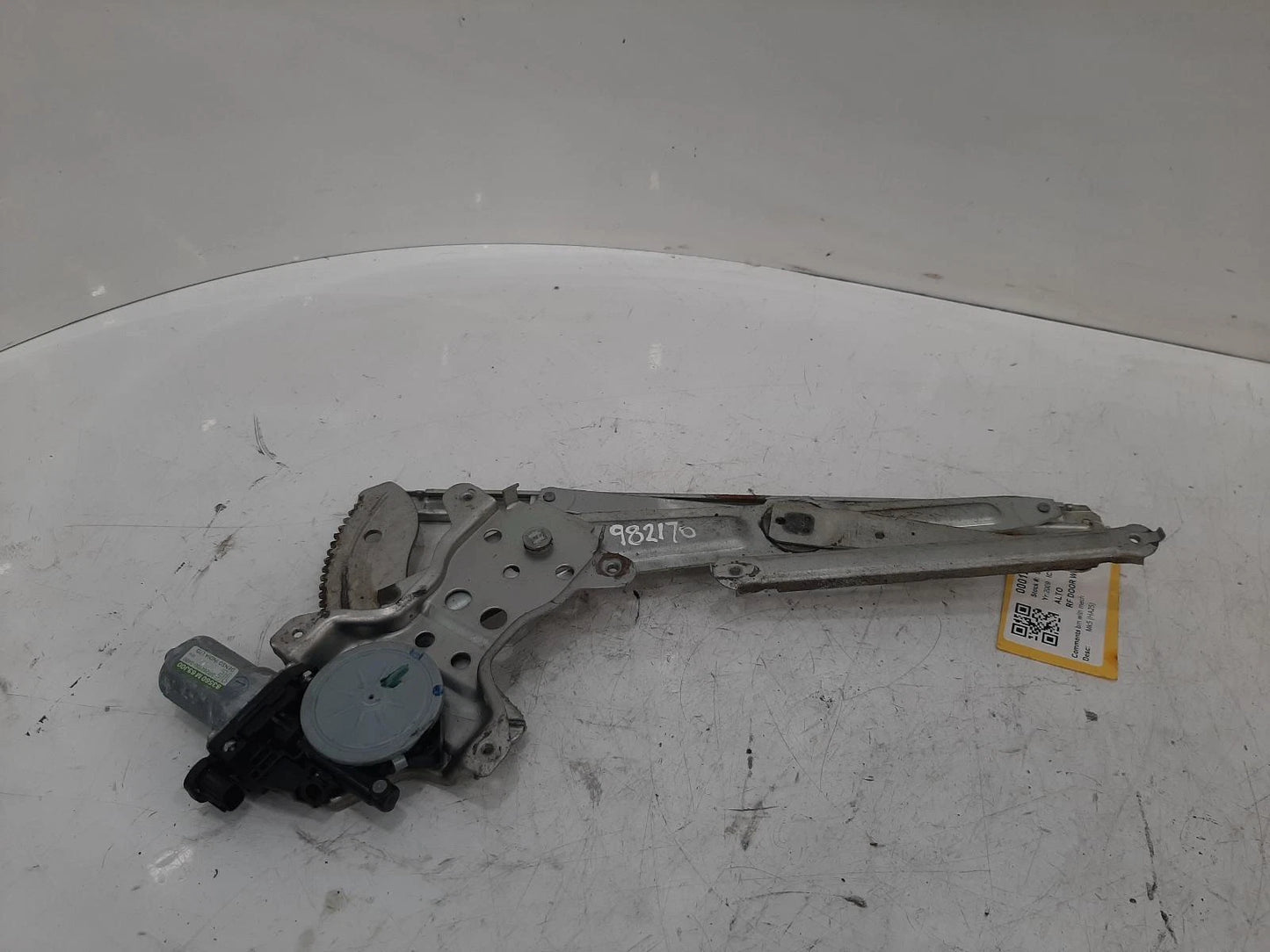 Suzuki Alto Window Regulator Front Drivers Side 