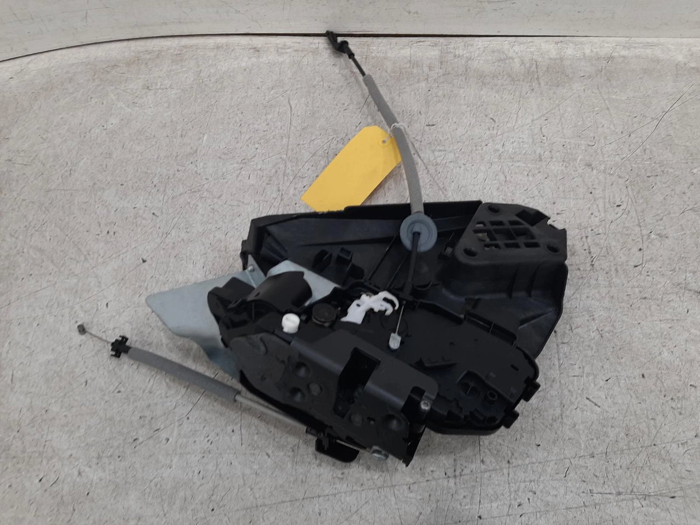 Volvo Xc60 Mk1 N/S Left Rear Door Lock Assembly 