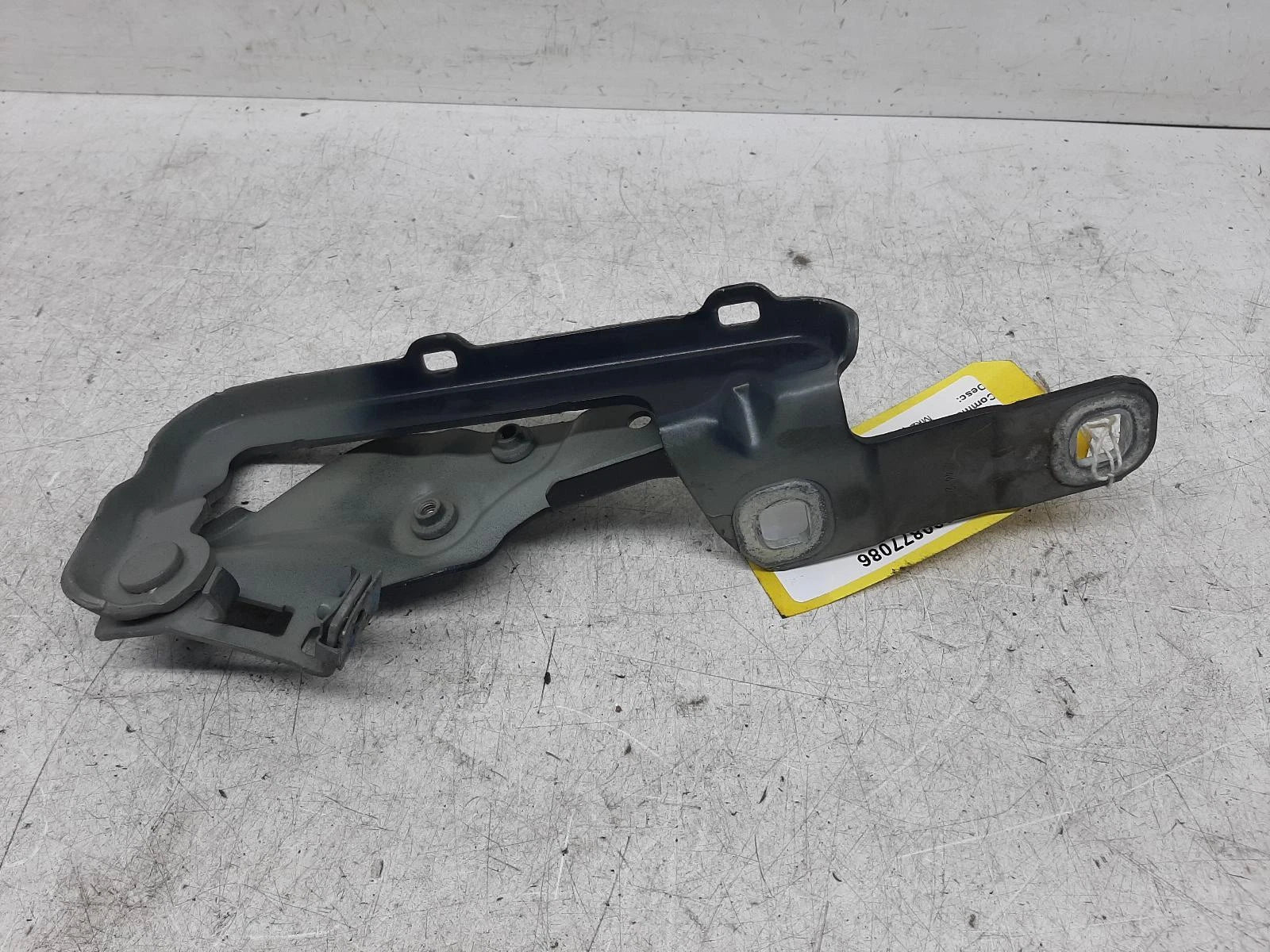 Opel Meriva Mk2 (B) Bonnet Hinge 