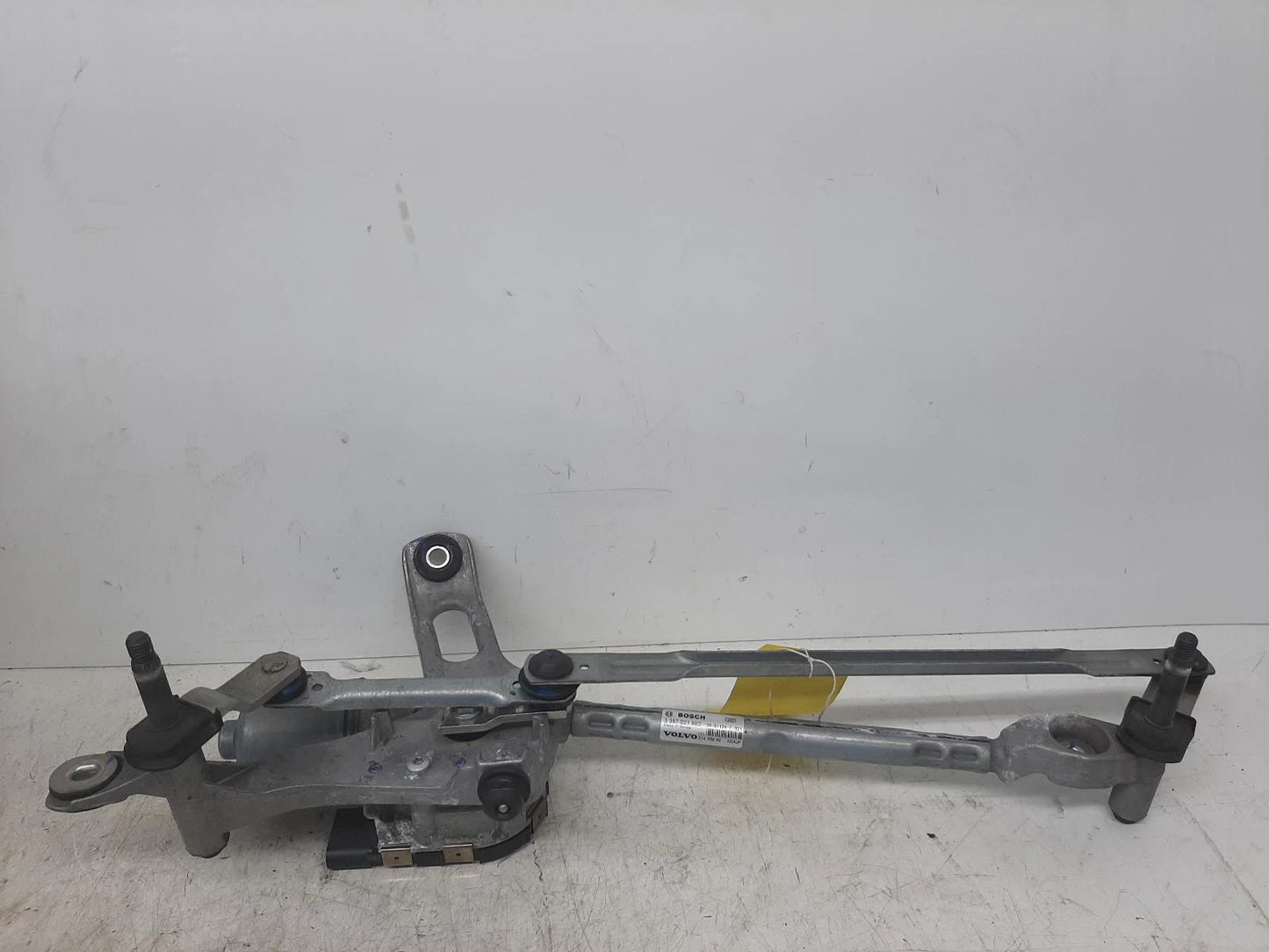 Volvo Xc90 Bosch Front Wiper Motor With Linkage 3397021992 