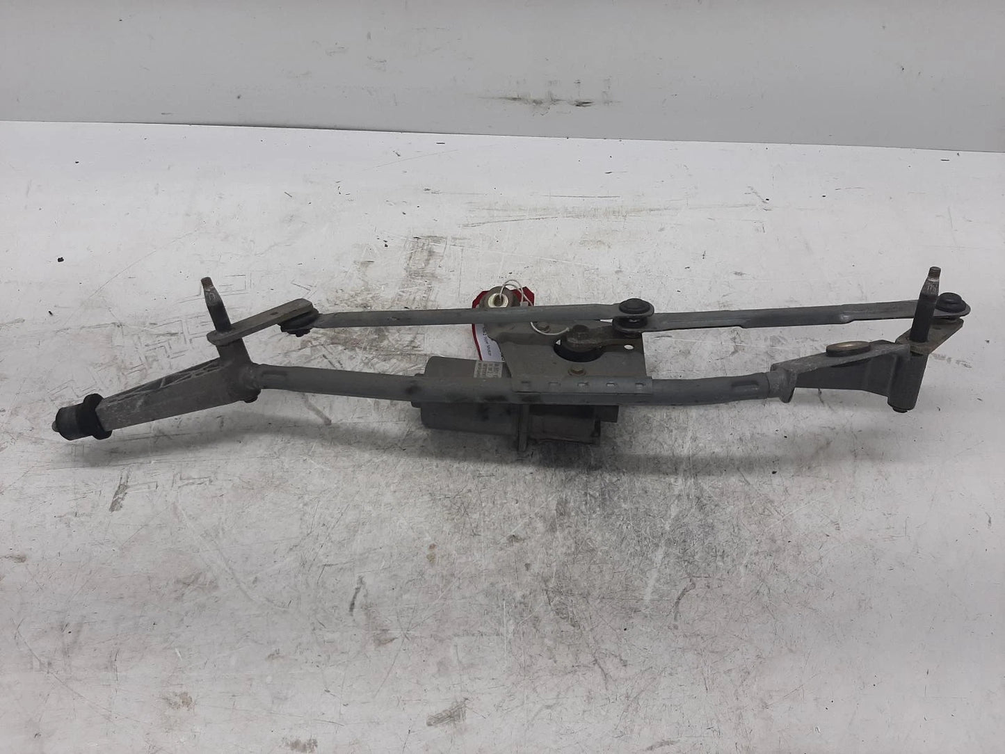 Volvo V70 Valeo Front Wiper Motor With Linkage 9171902 