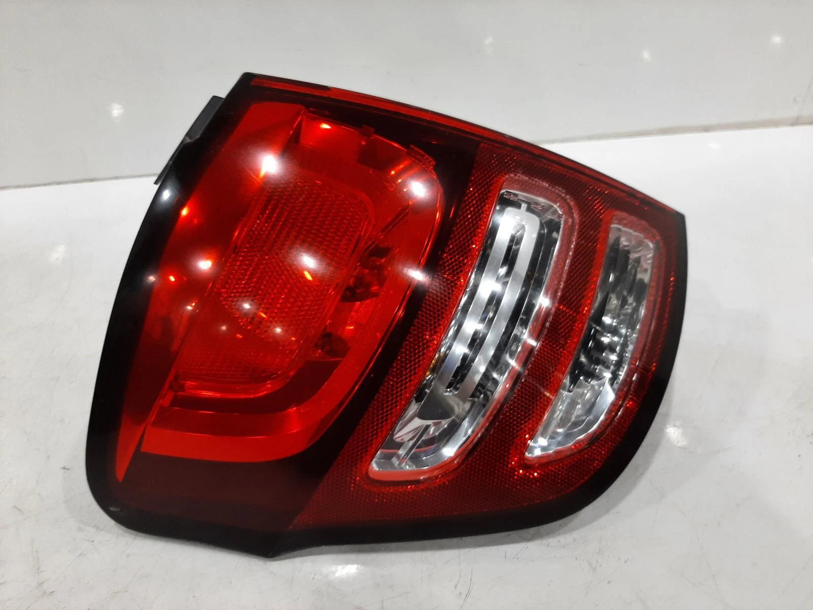 Citroen C3 Mk2 Outer N/S Passengers Left Rear Taillight Tail Light 