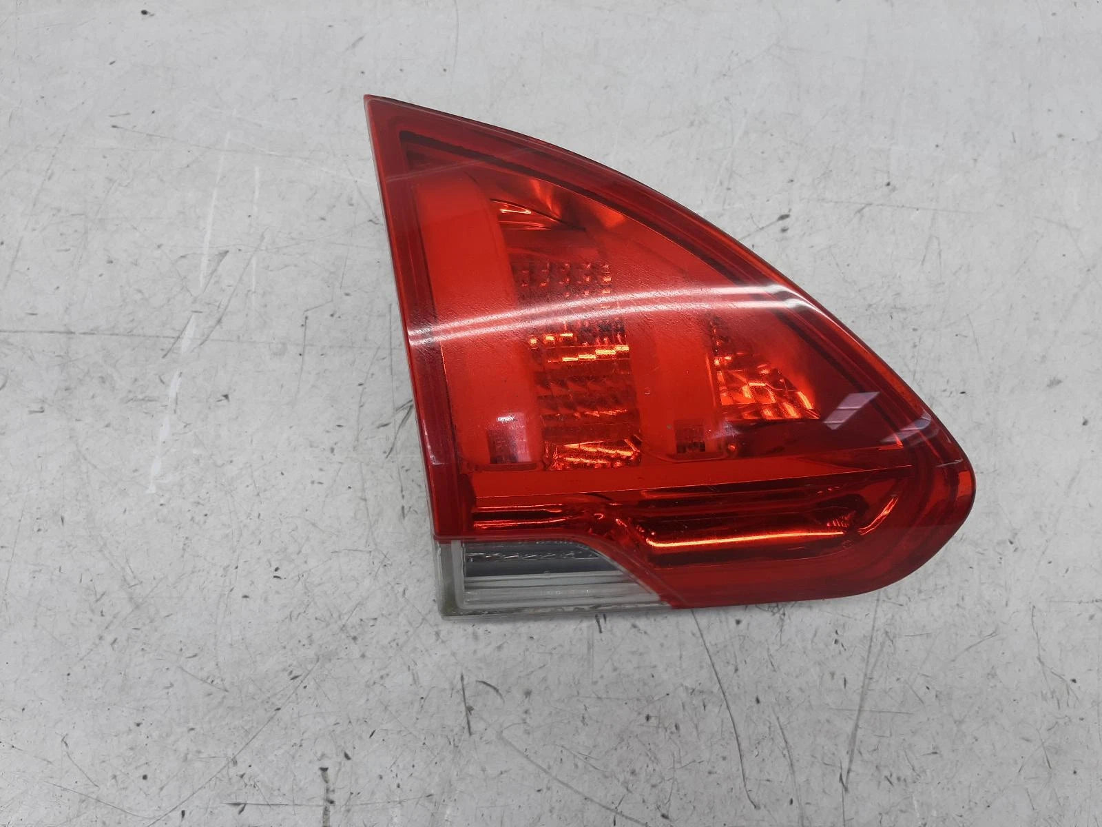Peugeot 2008 Mk1 N/S Passengers Left Rear Inner Bulb Taillight Tail Light 