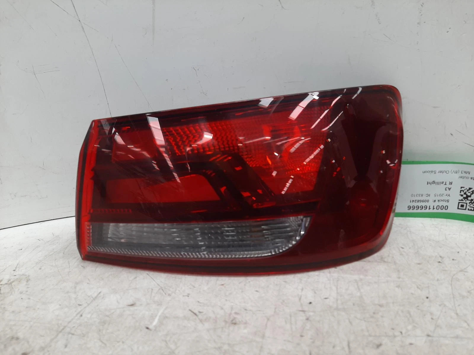Audi A3 Mk3 (8V) O/S Drivers Right Rear Outer Taillight Tail Light 