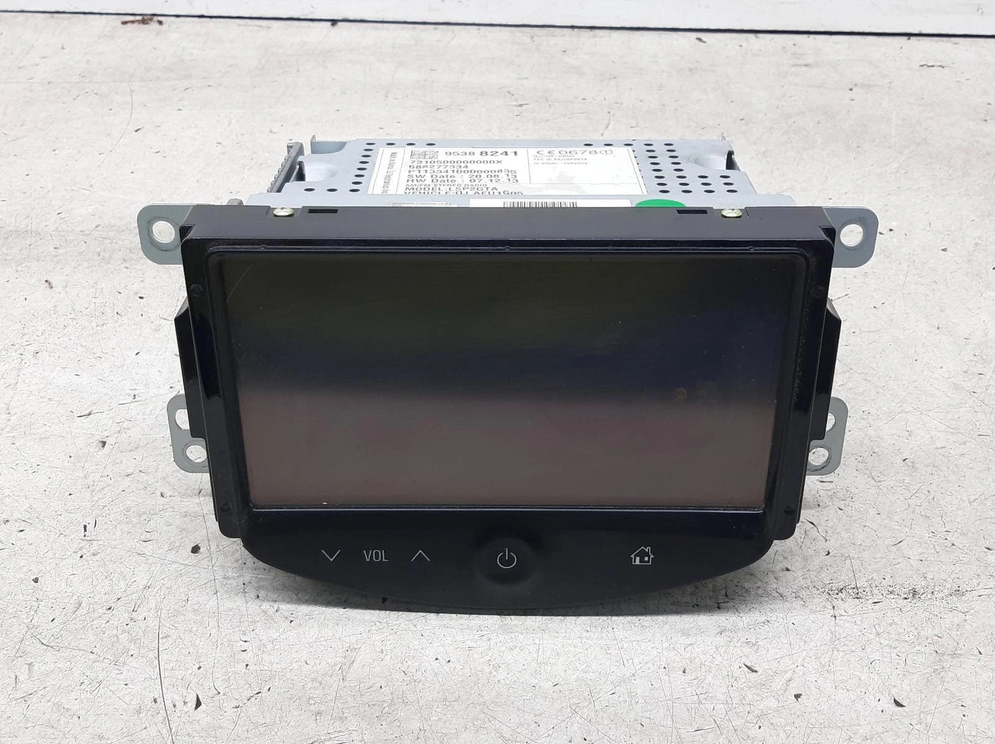 Opel Adam Mk1 OEM Radio/CD/Stereo Head Unit No Code Available 