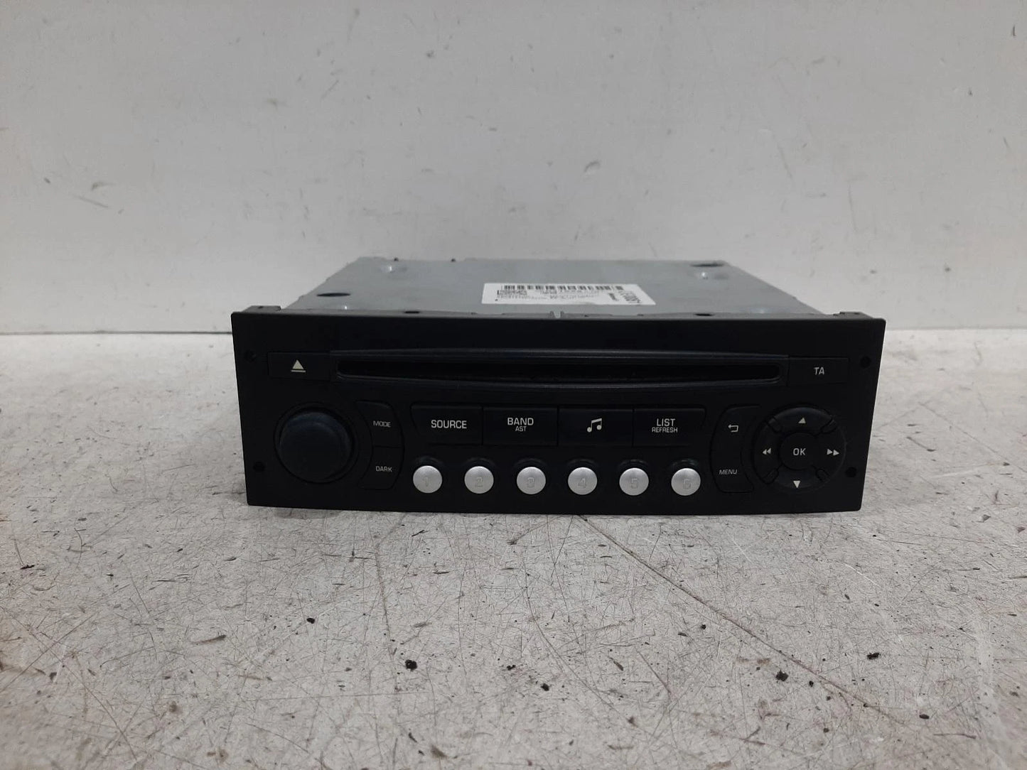 Peugeot 207 Mk1 OEM Radio/CD/Stereo Head Unit No Code Available 