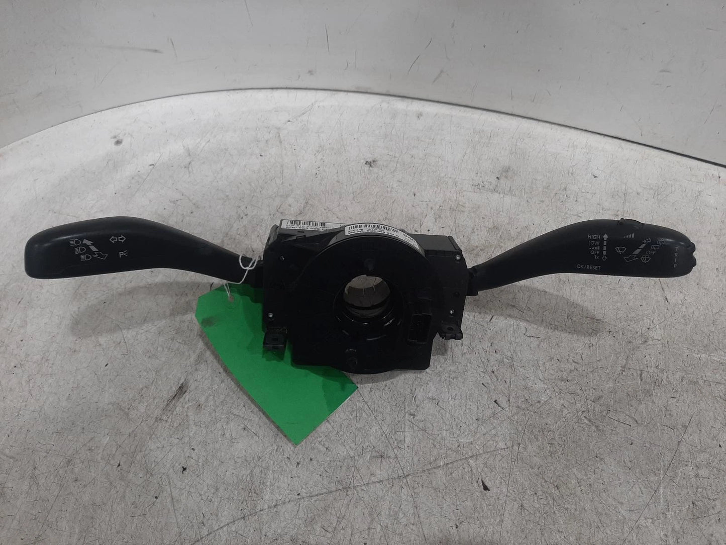 Volkswagen Polo Mk5 (6R) COMBINATION SWITCH Indicator Lights Wiper Stalks 