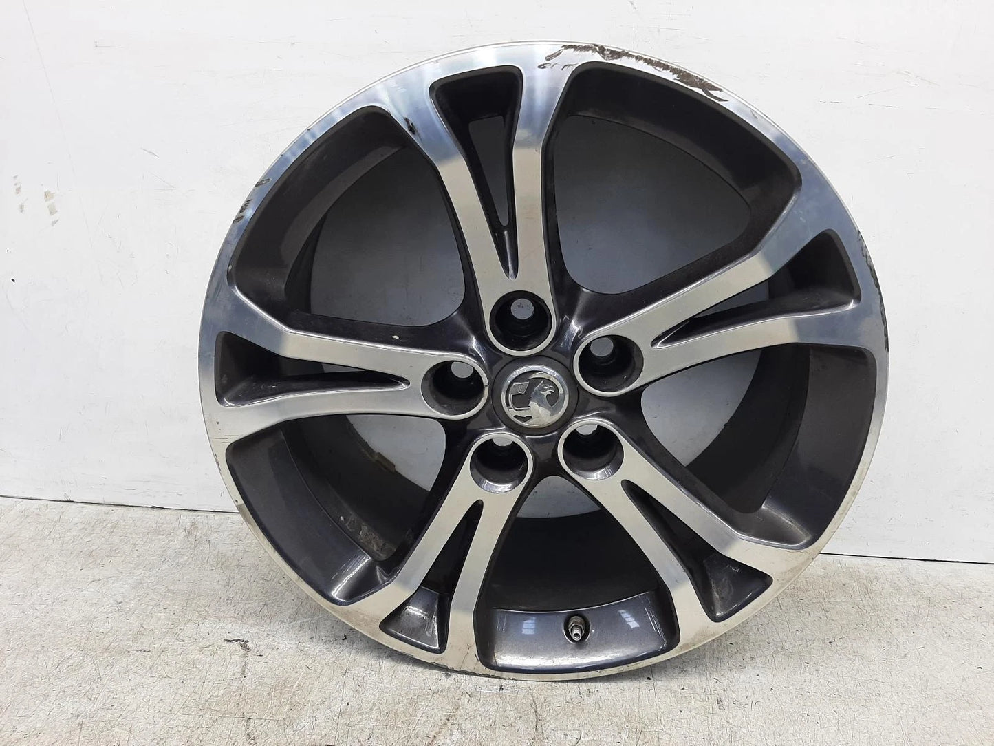 Opel Insignia Mk1 Alloy Wheel 8JX18 IS62 5 Double Spoke 