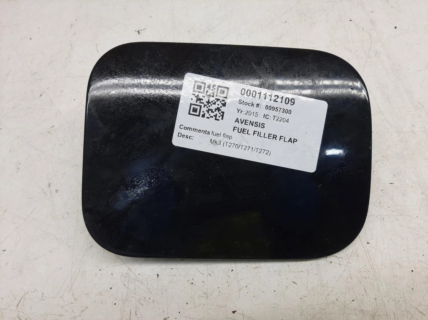 Toyota Avensis Mk3 Black Fuel Filler Flap & Cap 