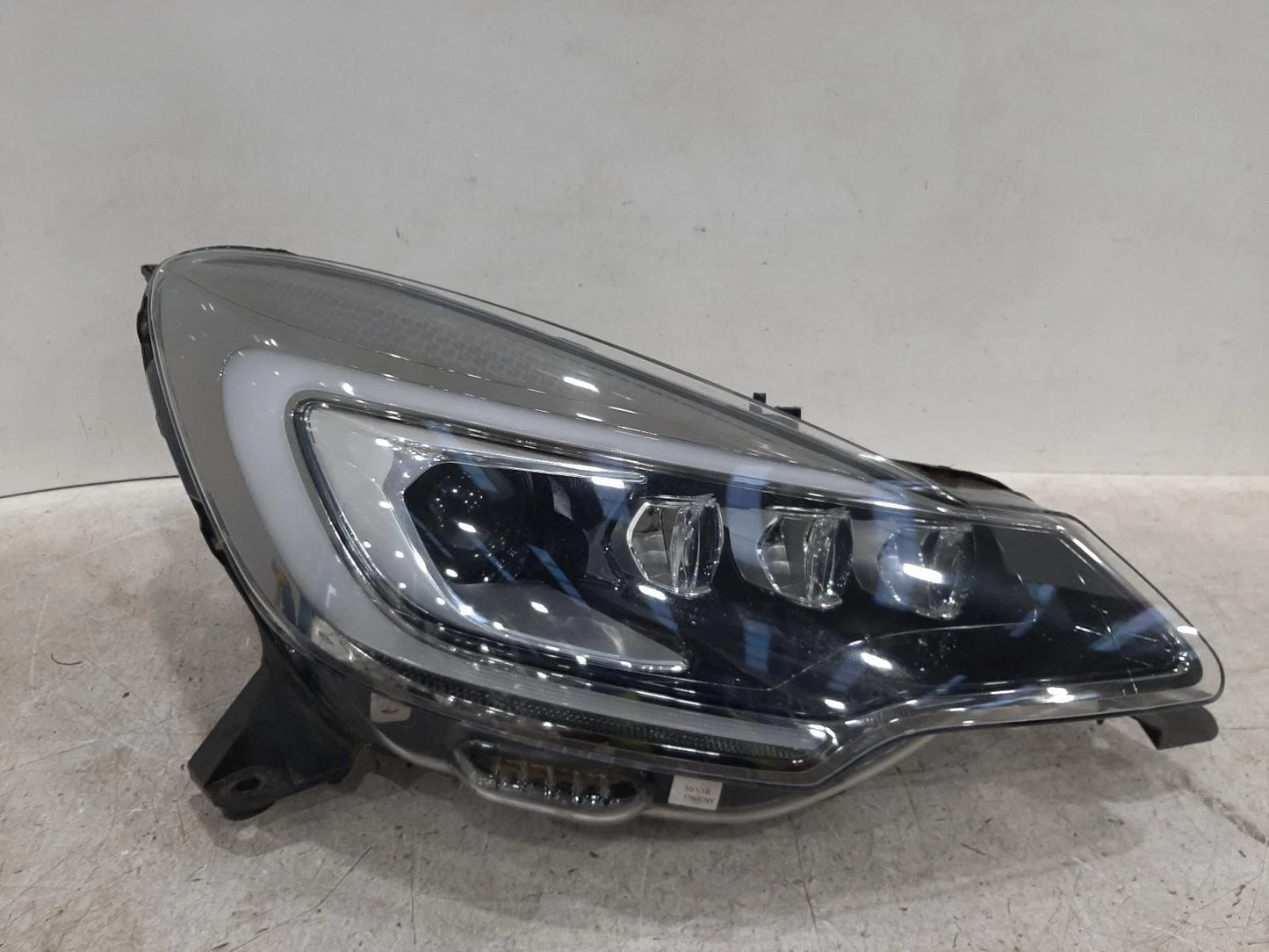 Citroen Ds3 Mk1 RHD O/S Drivers Right Front Bi Xenon Headlight Headlamp 