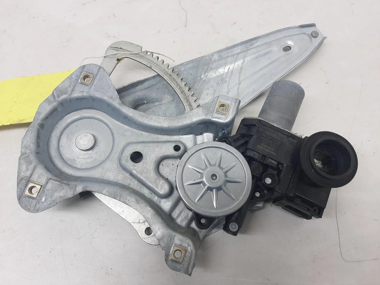 Toyota Window Regulator Rear Drivers Side 