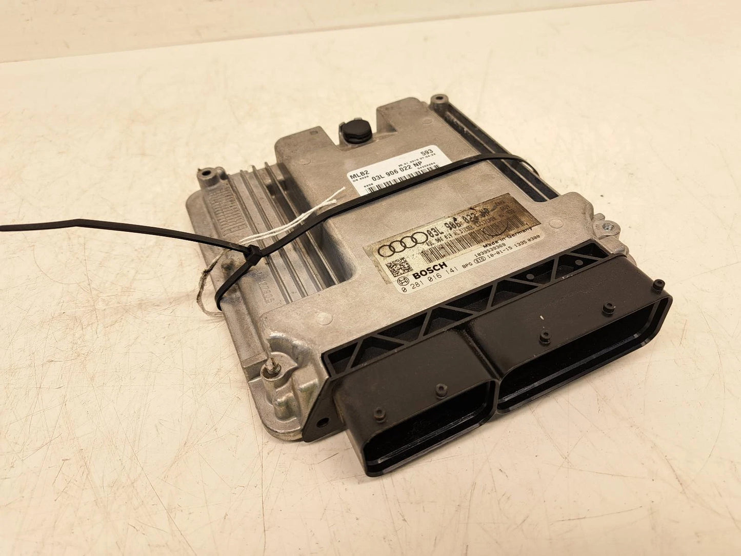 Audi A5 Mk1 CAHA ECU Engine Control Unit 