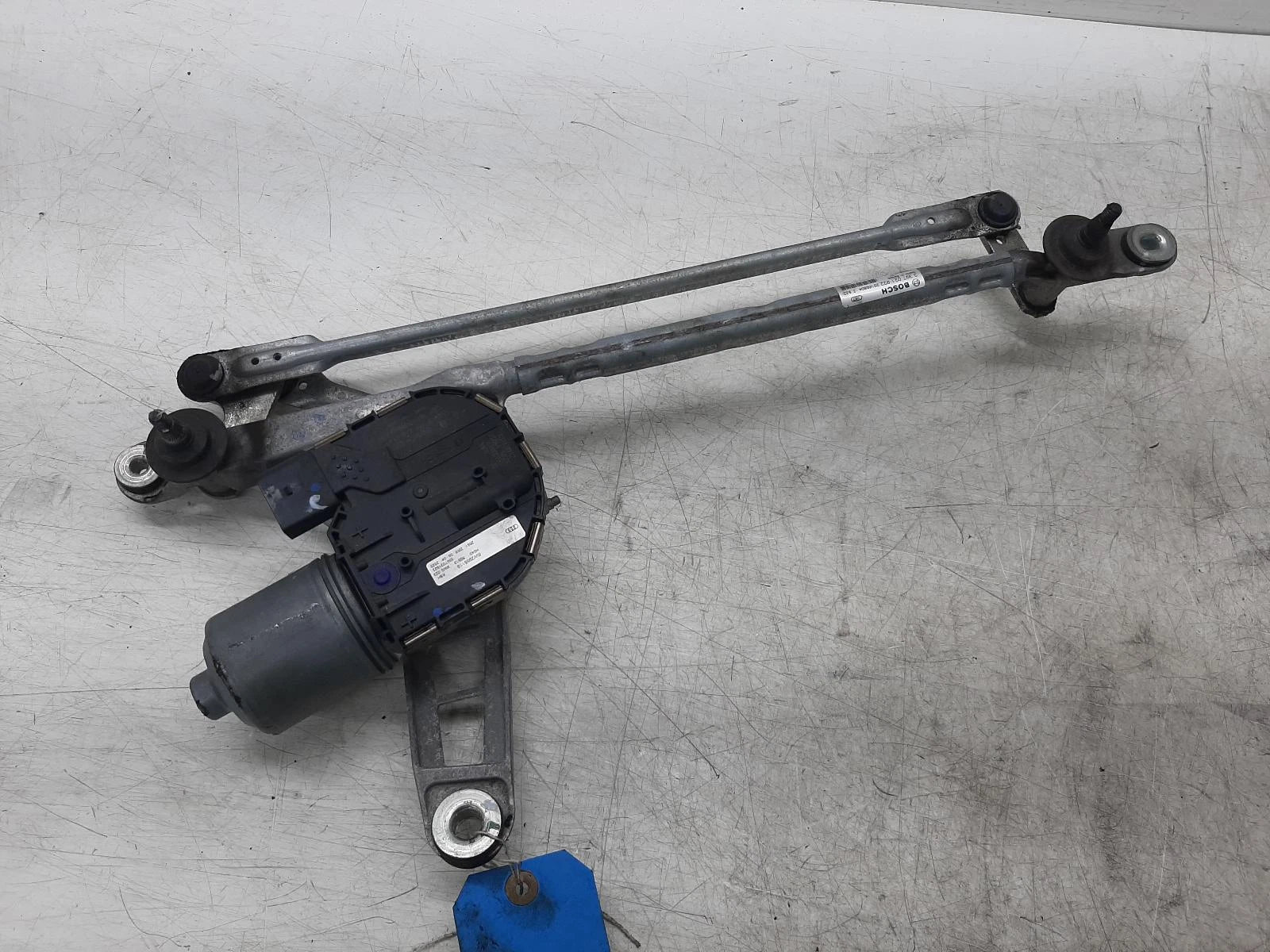 Audi A4 Bosch Front Wiper Motor With Linkage 8W2955119 