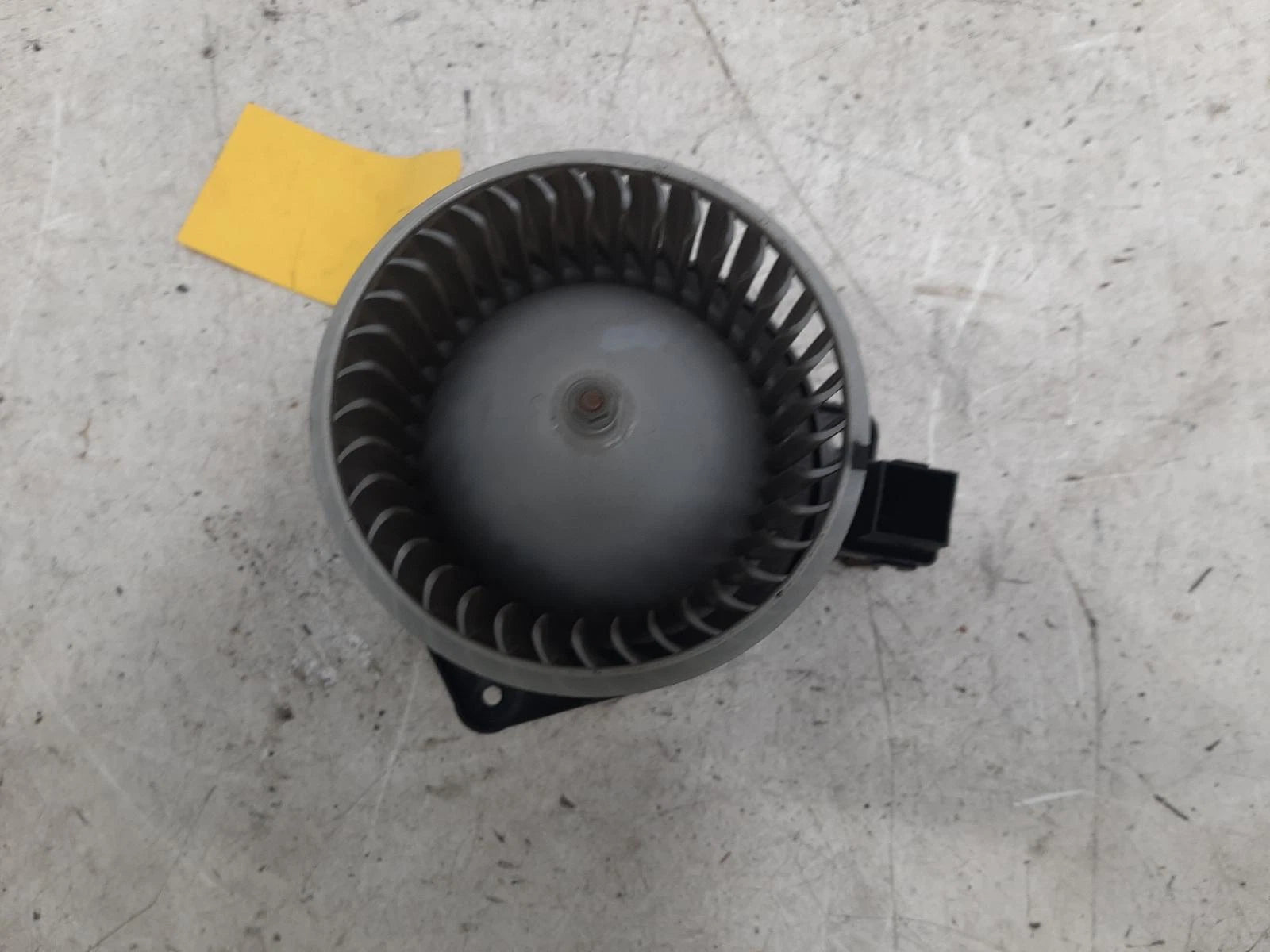 Suzuki Alto 1.0L Petrol Heater Blower Fan Assembly 
