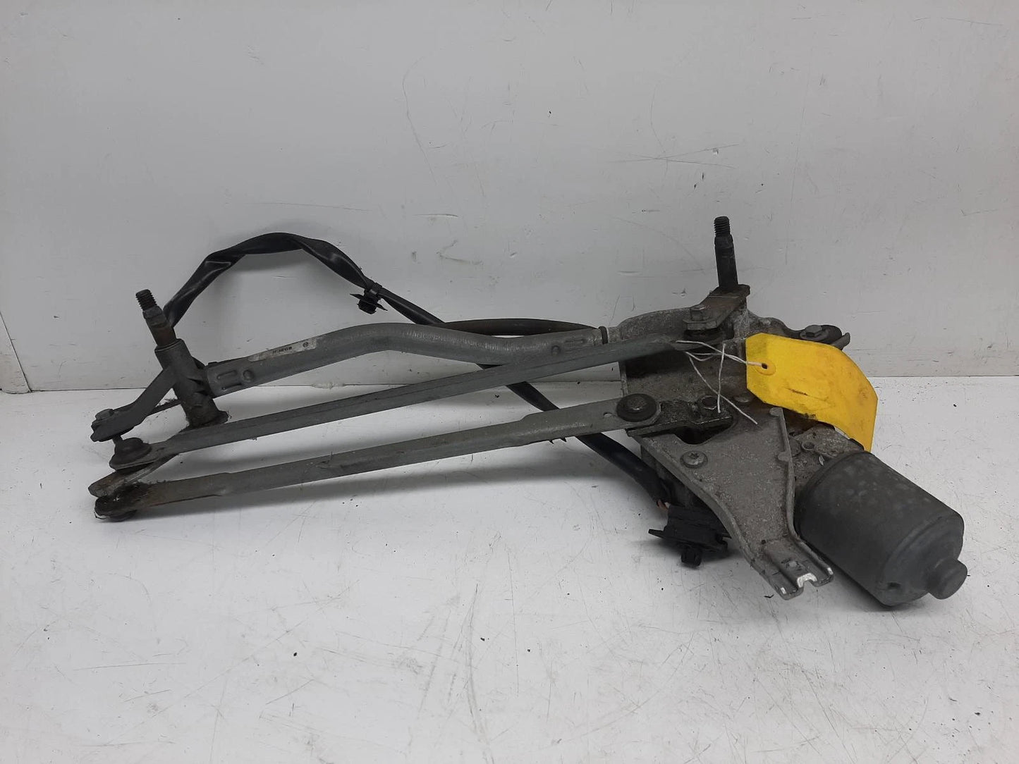 Peugeot 207 Mk1 All Models Bosch Front Wiper Motor With Linkage 