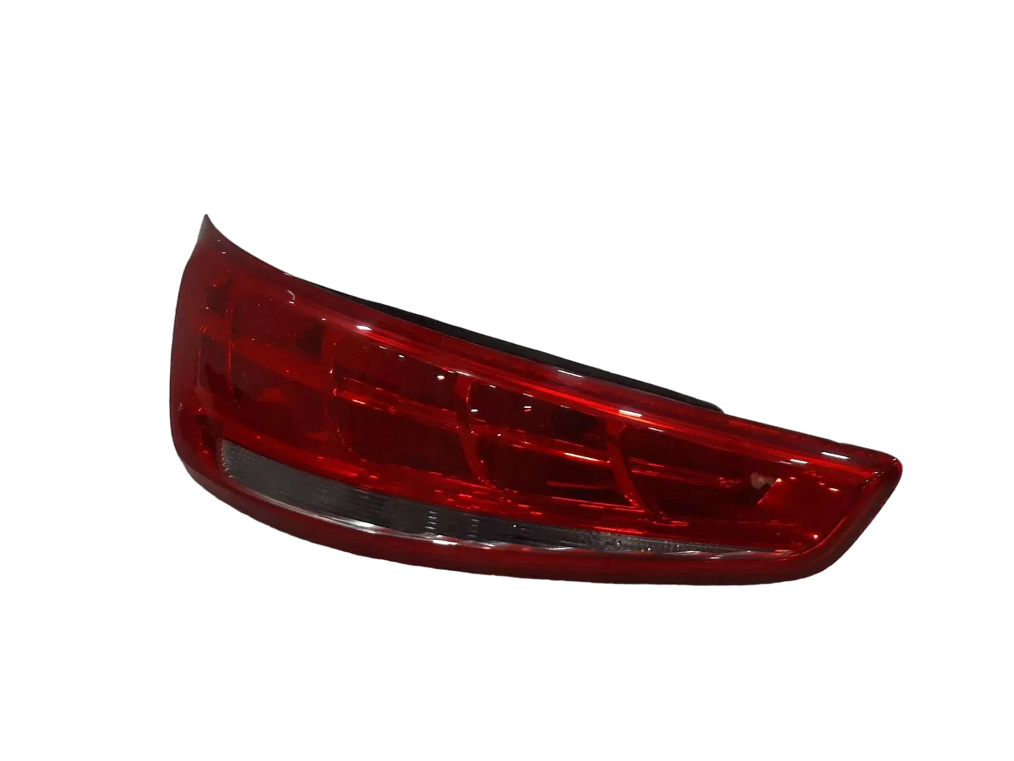 Audi Q3 Tail Light Lamp Passengers Side 