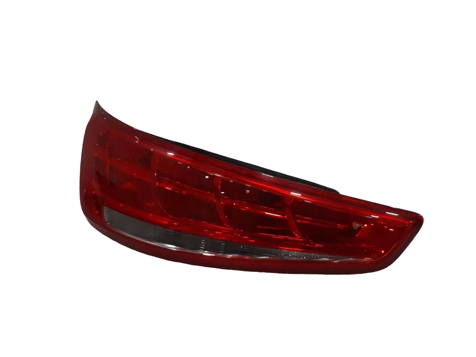 Audi Q3 Tail Light Lamp Passengers Side 