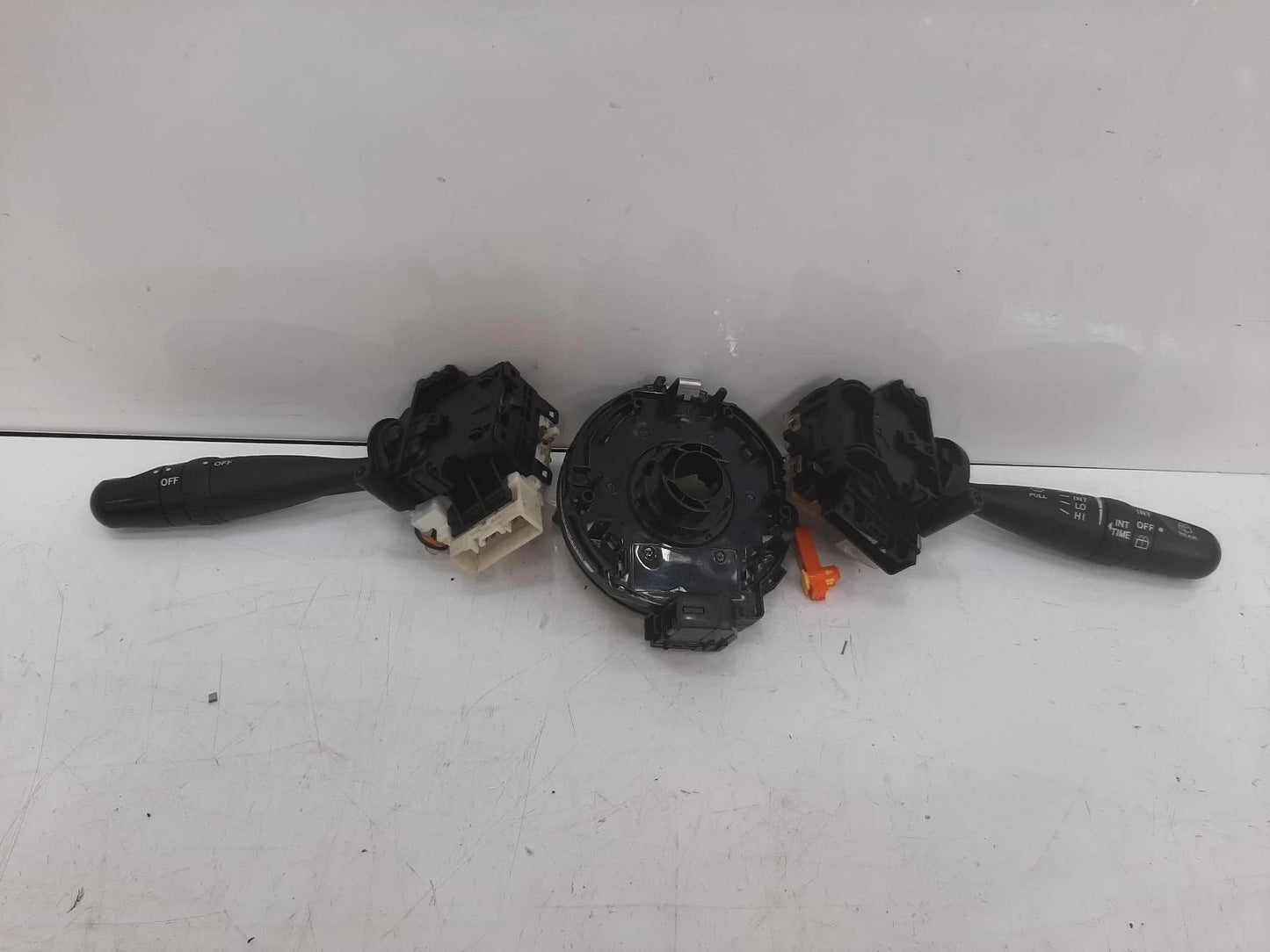 Toyota Corolla (E120) COMBINATION SWITCH Indicator Lights Wiper Stalks 