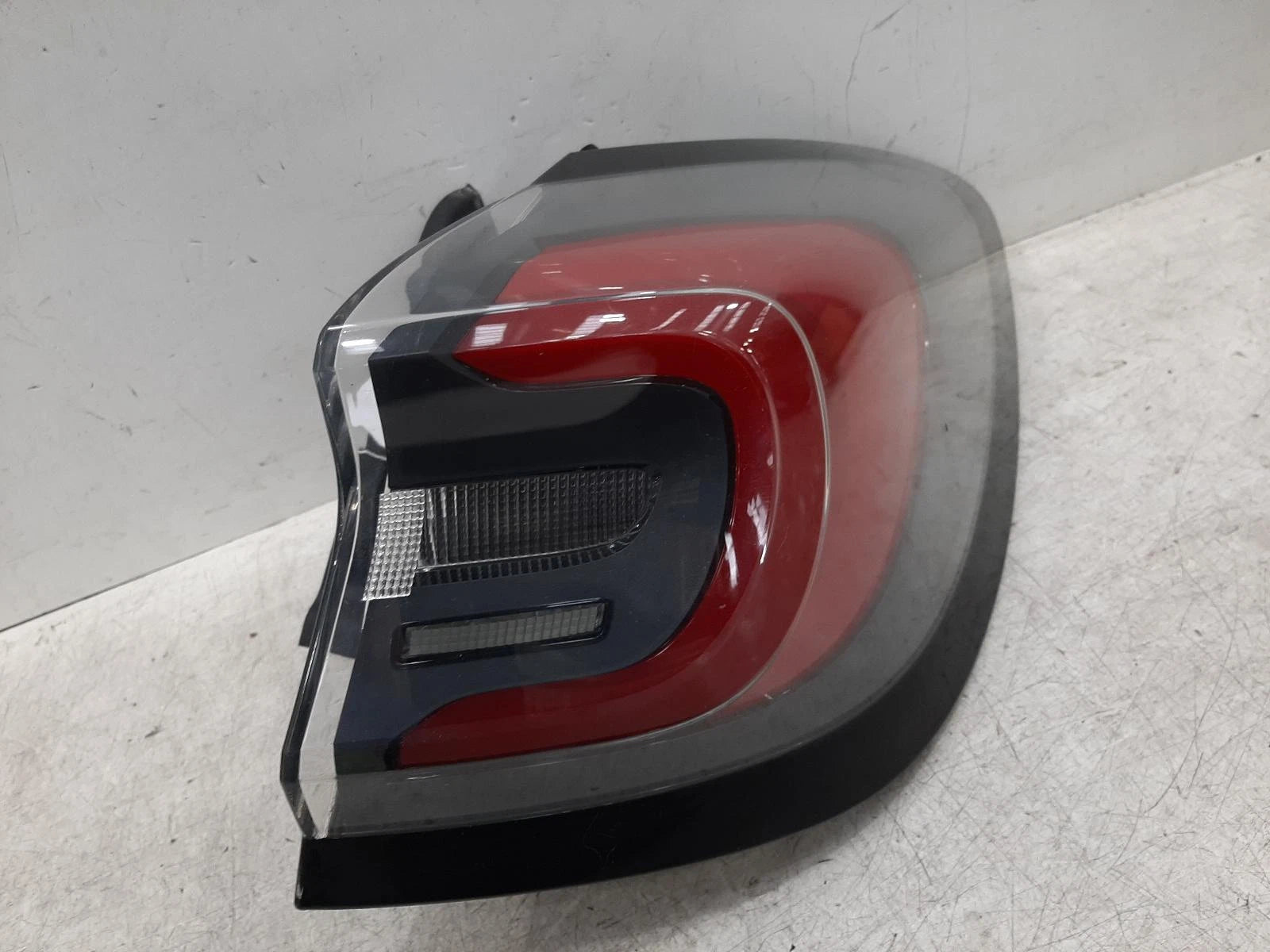 Ford Puma Mk2 O/S Drivers Right Rear Outer LED Taillight 