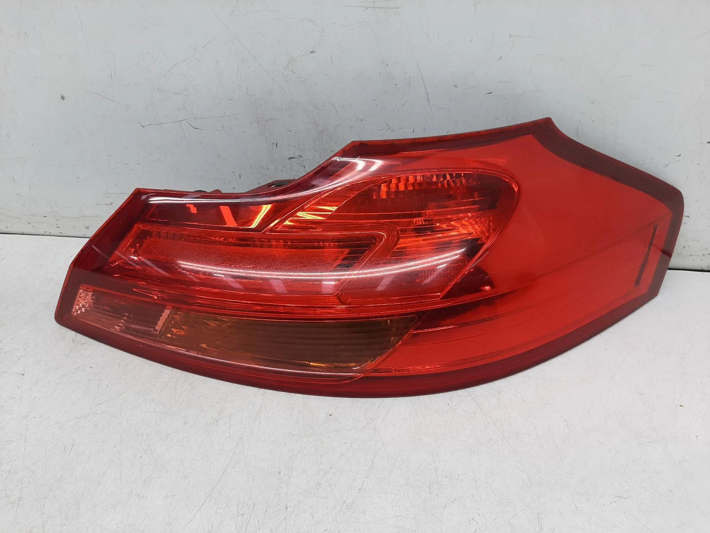 Opel Insignia Mk1 O/S Drivers Right Rear Taillight Tail Light 
