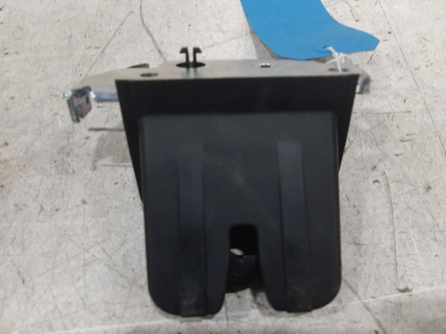 Volkswagen Tiguan Mk2 (AD) Tailgate Lock Assembly 