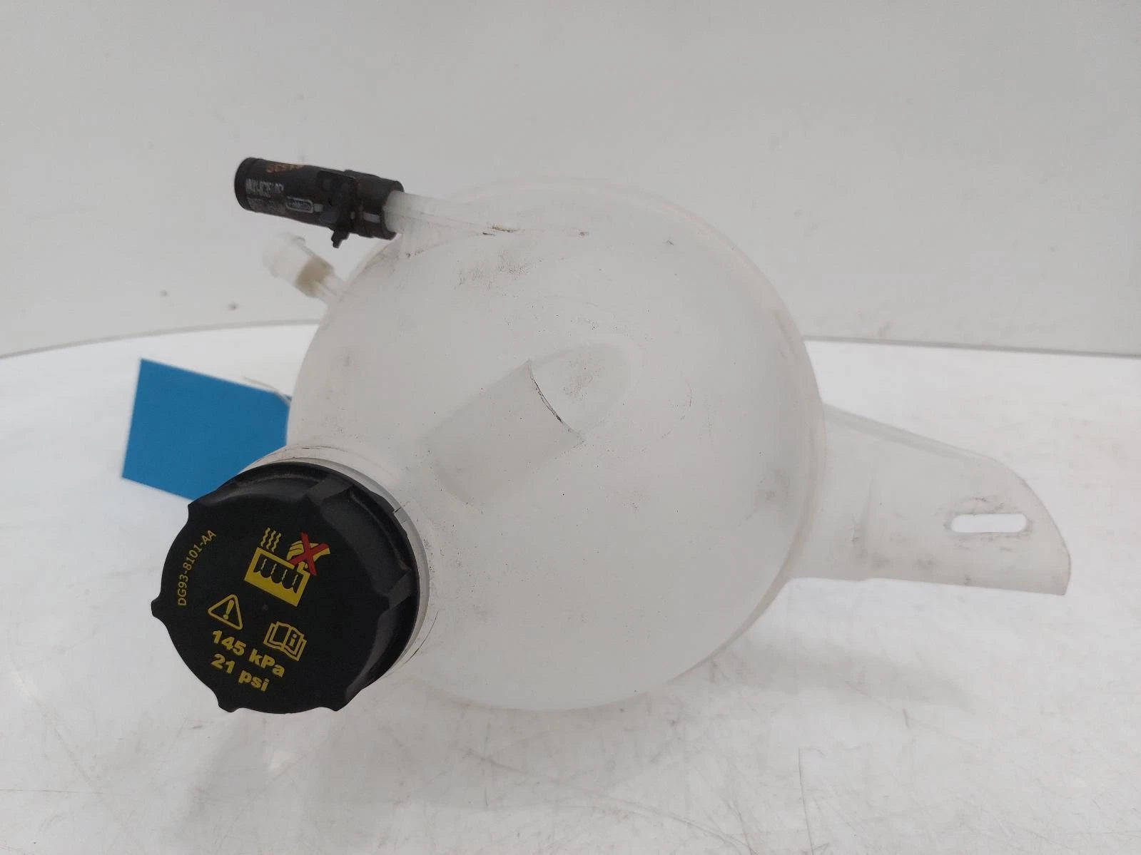 Ford E-Transit Mk8 OVERFLOW BOTTLE 