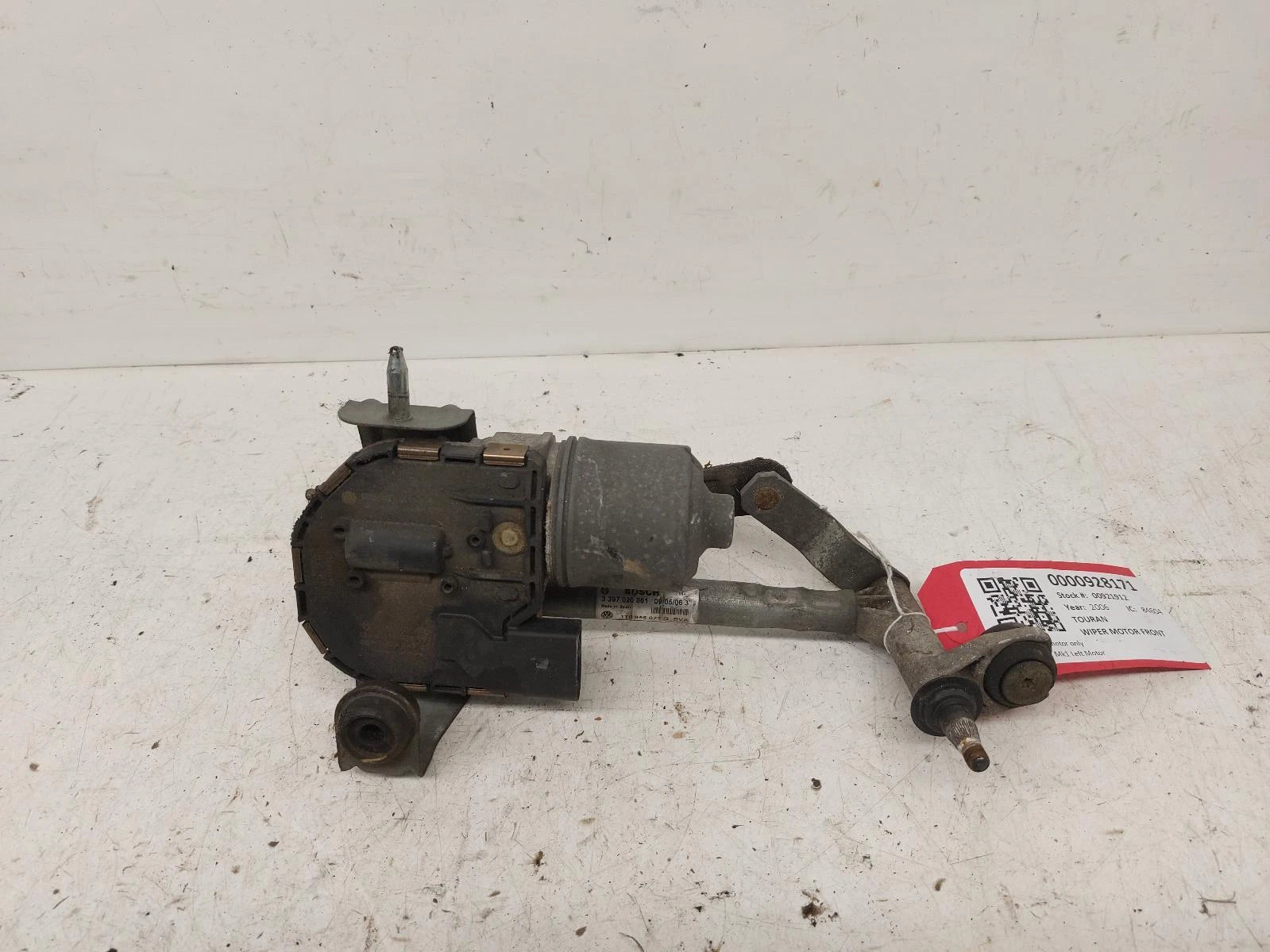 Volkswagen Touran Mk1 Bosch Front Wiper Motor Only 
