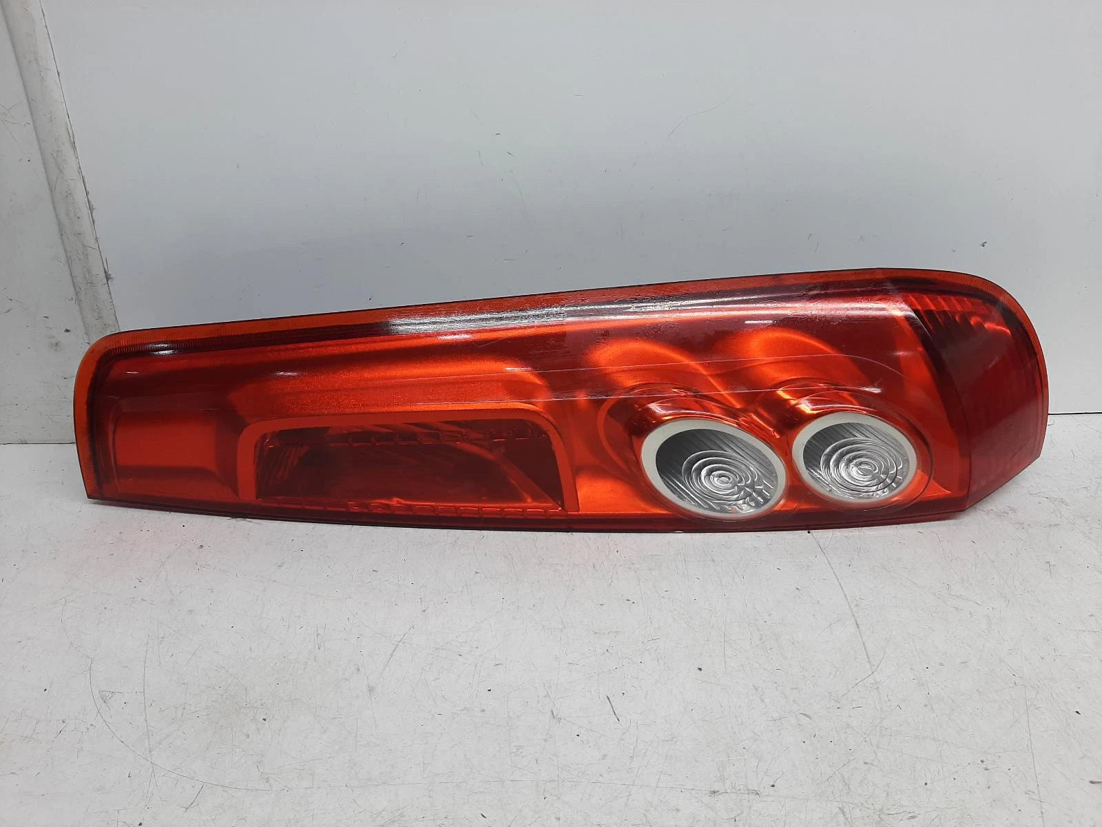 Ford Fiesta Mk6 O/S Drivers Right Rear Bulb Taillight Tail Light 