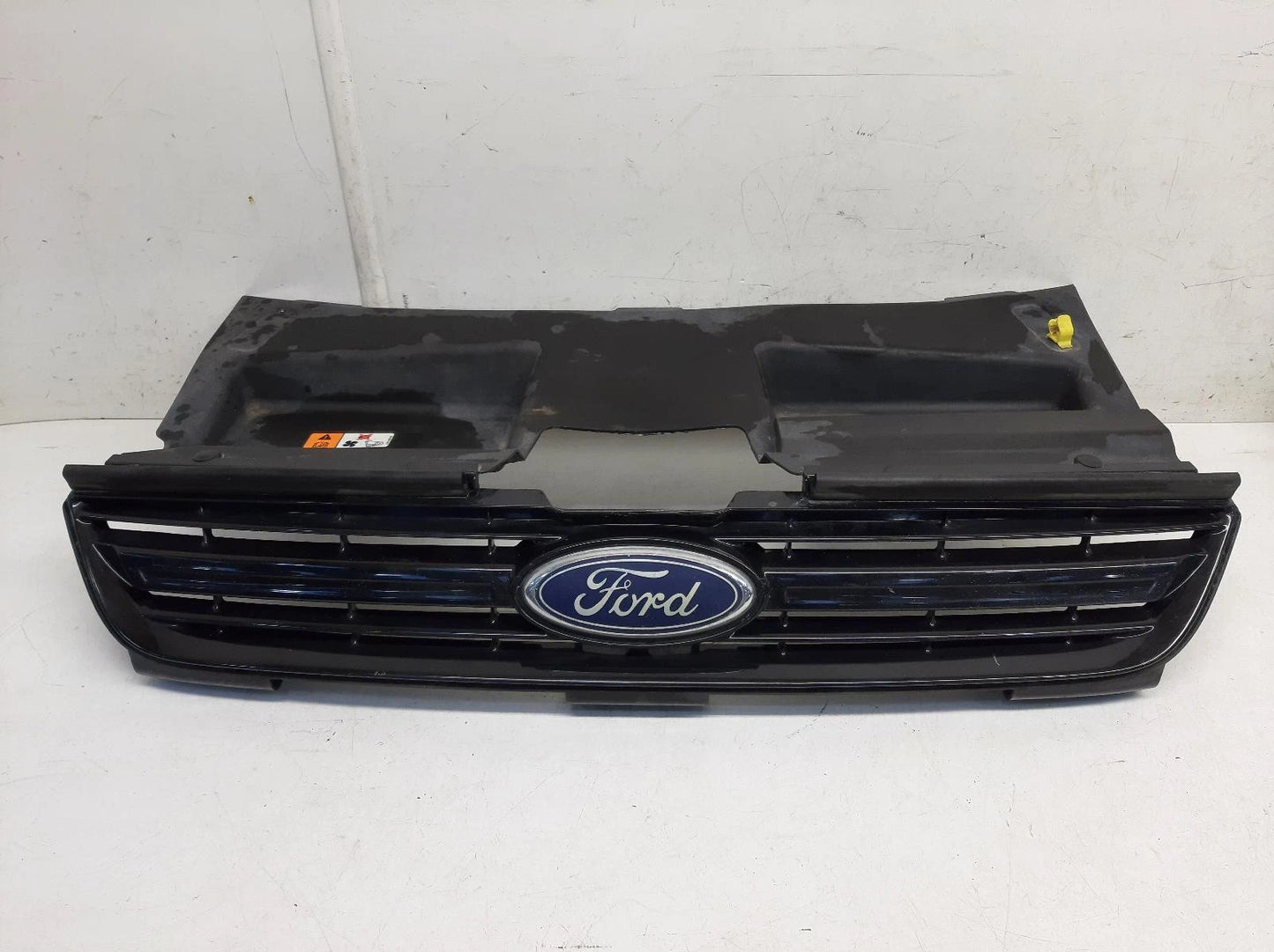 Ford S Max Mk1 Facelift Top Front Centre Grille Grill 