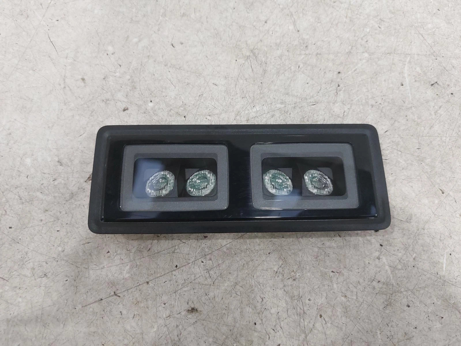 Volkswagen Golf Mk8 (MQB) REAR COURTESY LIGHT 