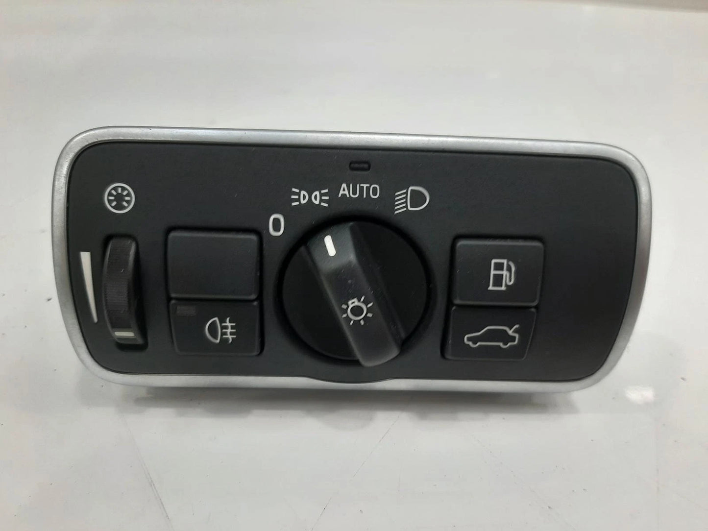 Volvo Xc60 Mk1 FRONT RIGHT HEADLIGHT SWITCH 