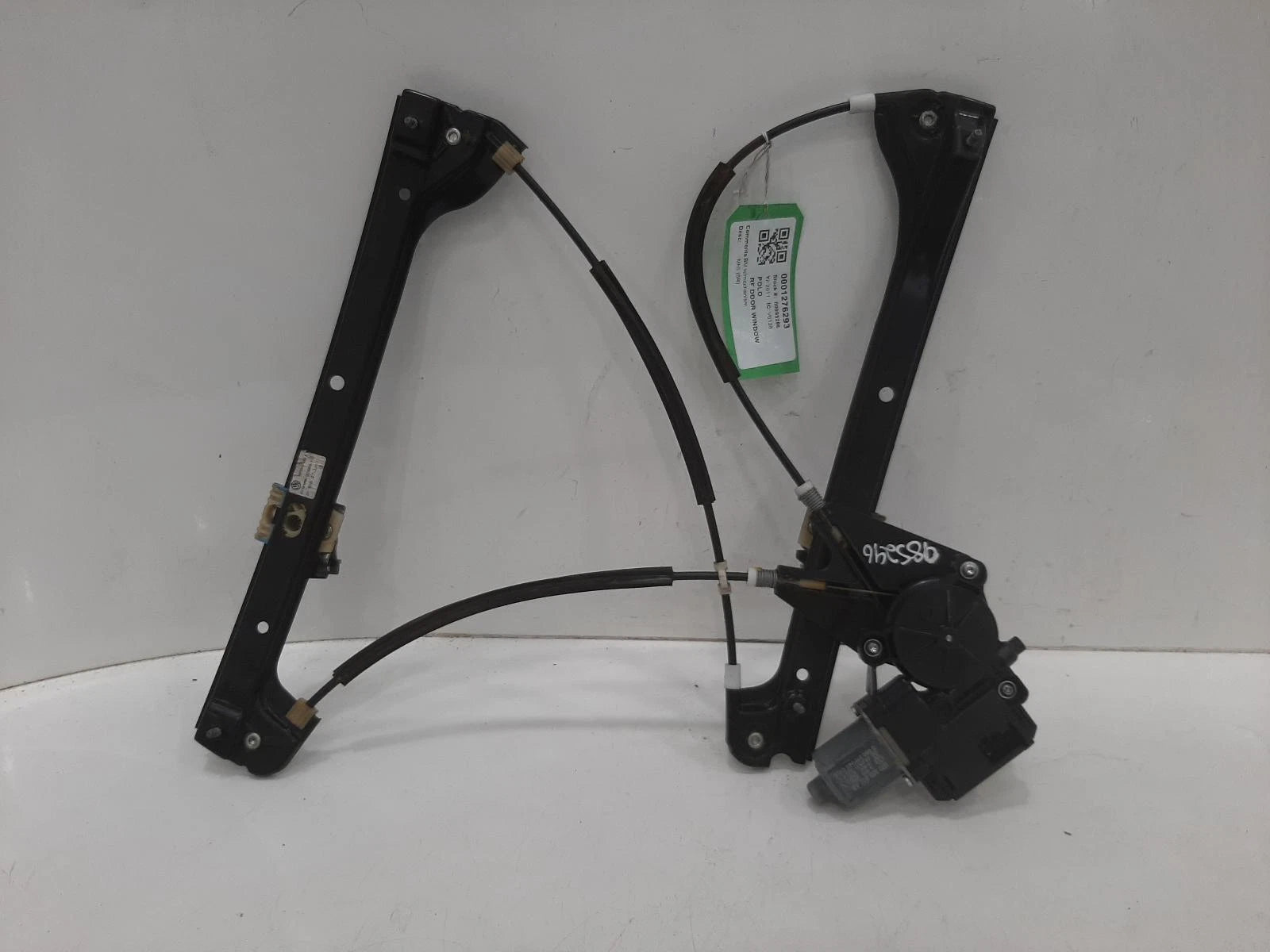 Volkswagen Polo Window Regulator Front Drivers Side 