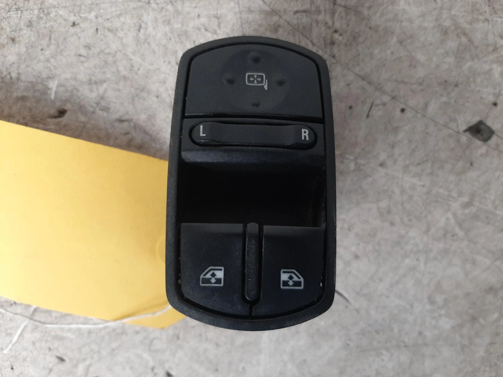 Opel Corsa E Drivers Right Front Master Window Switch 