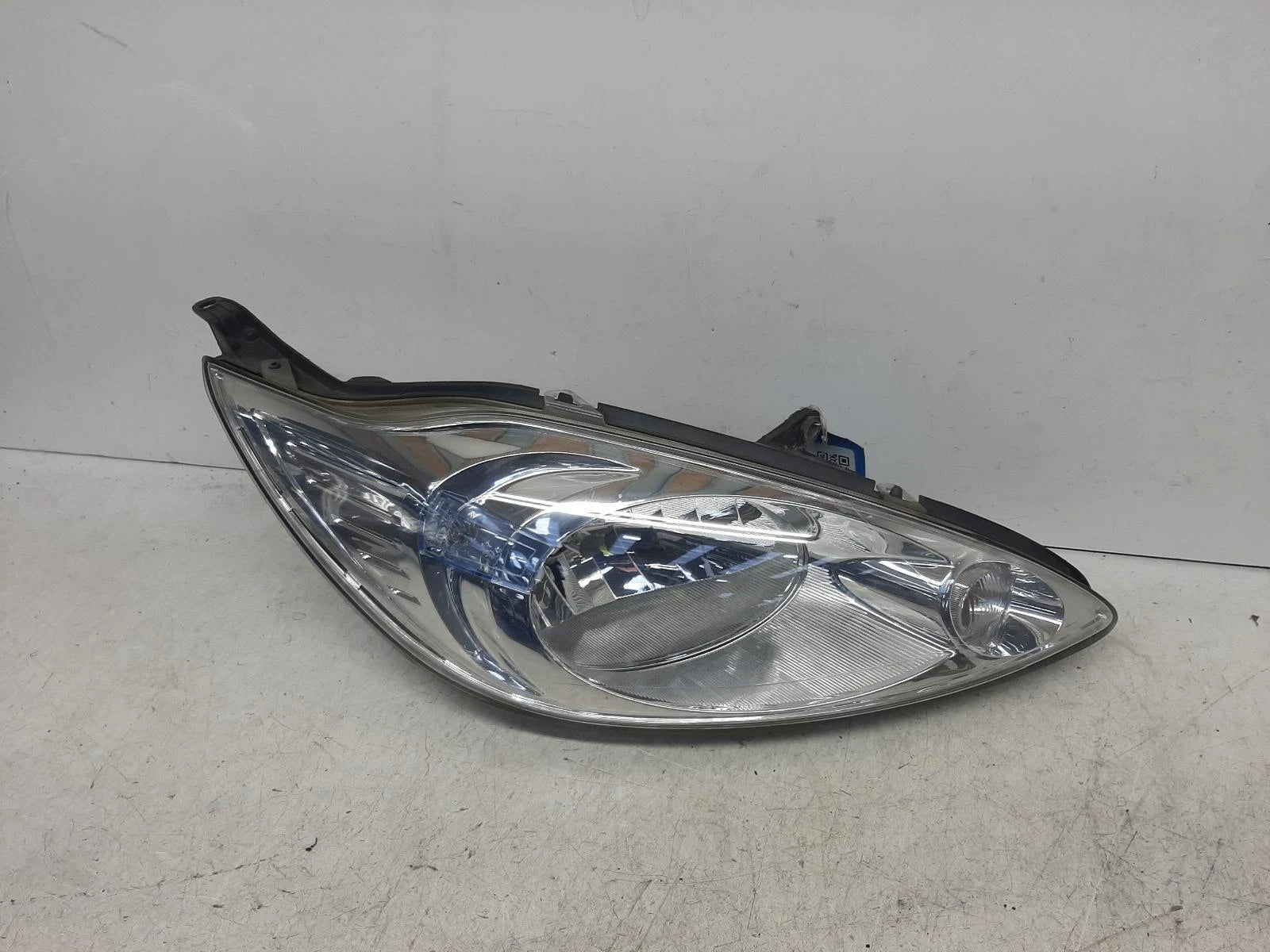Ford Ka Mk2 O/S Drivers Right Front Headlight Headlamp 
