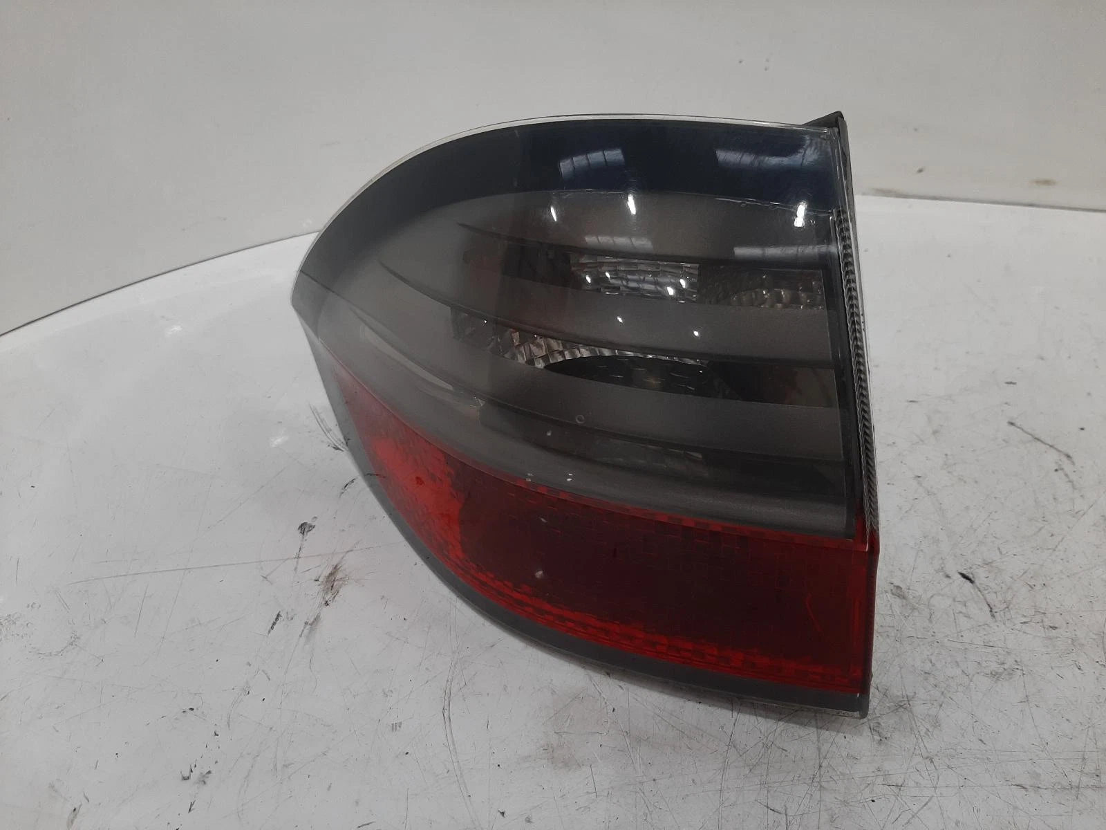 Ford S Max Mk1 N/S Passengers Left Rear Outer Bulb Taillight Tail Light 
