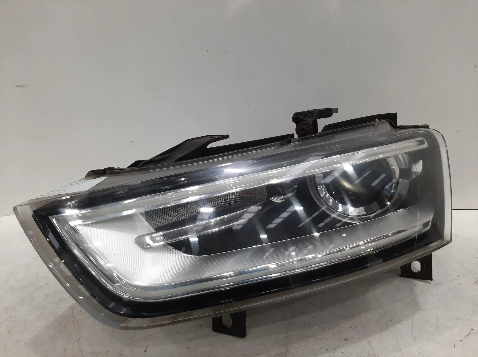 Audi Q3 Mk1 (8U) N/S Passenger Left Front Headlight Headlamp With DRL 
