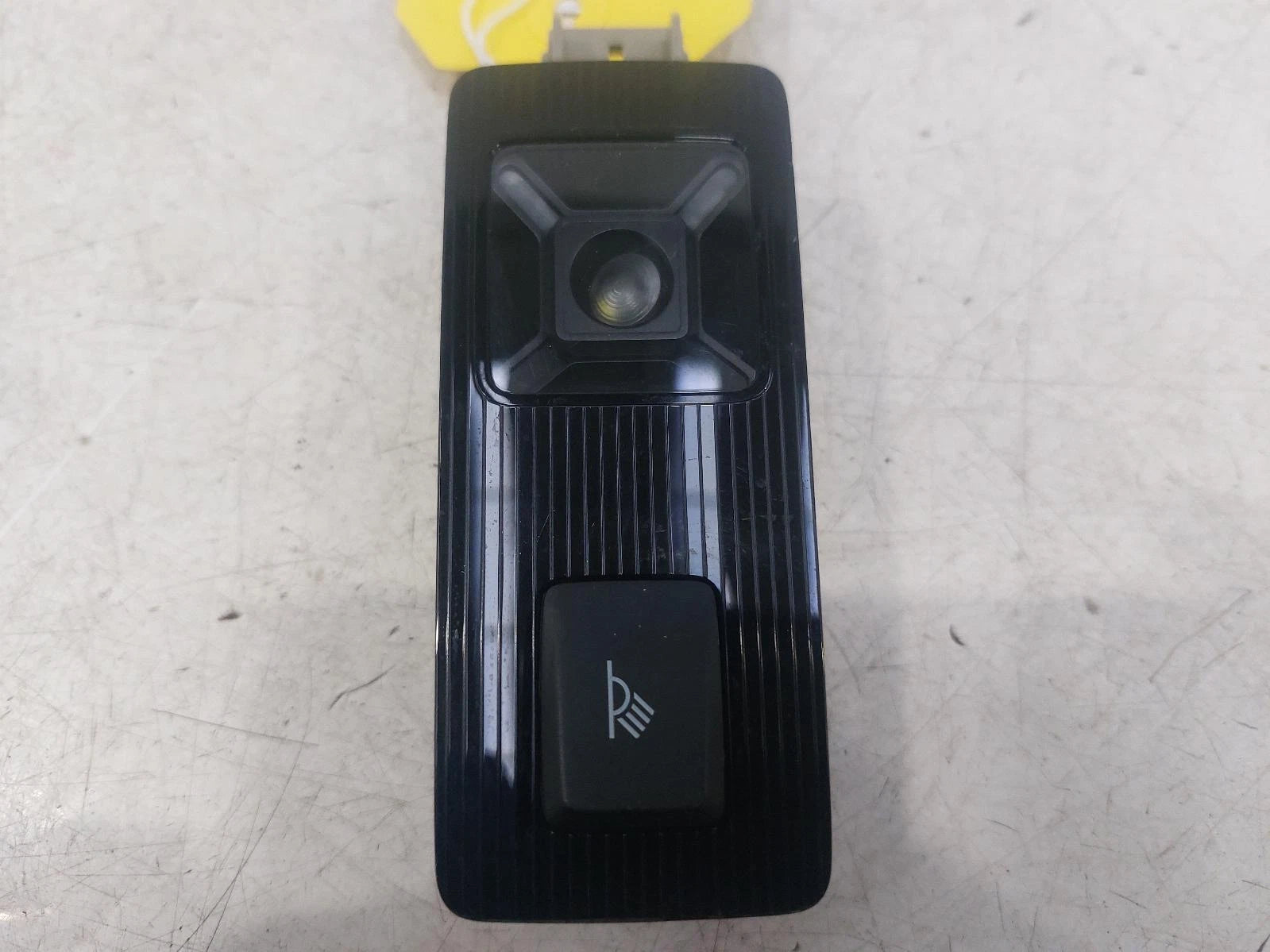 Volkswagen Tiguan Mk2 (AD) O/S Right Rear COURTESY LIGHT 