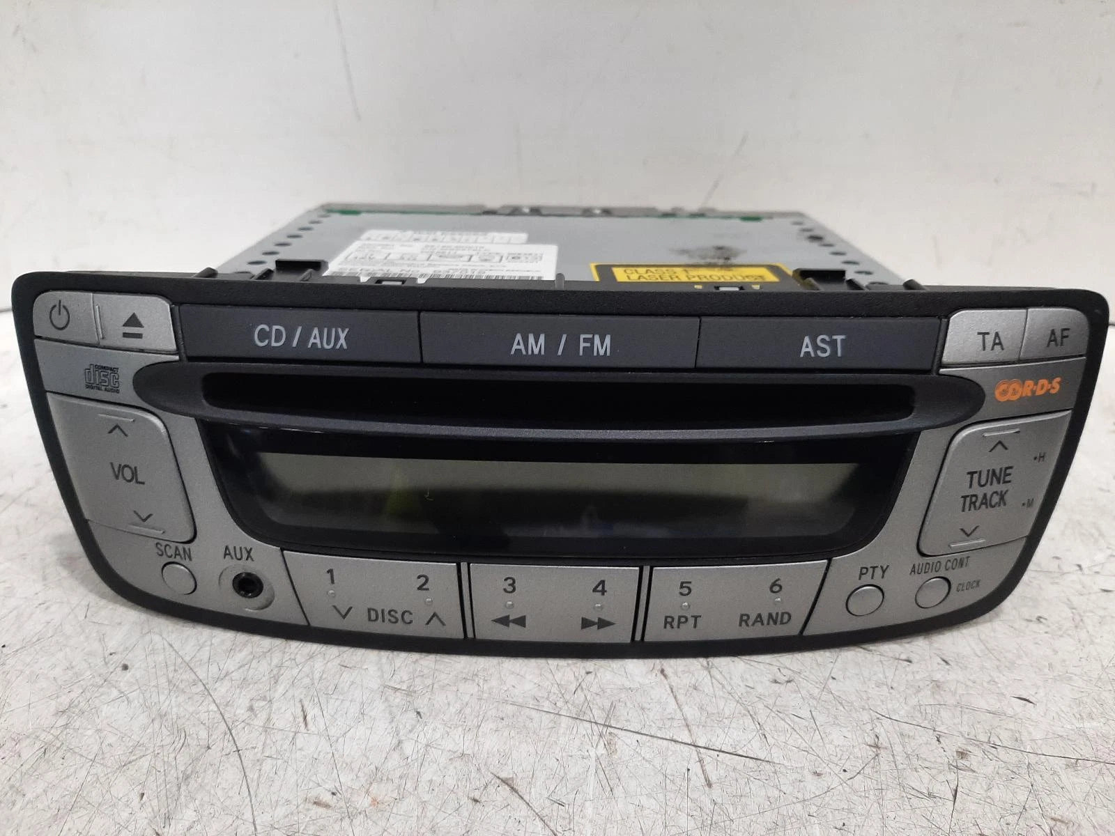 Toyota Aygo Mk1 OEM Radio/CD/Stereo Head Unit No Code Available 